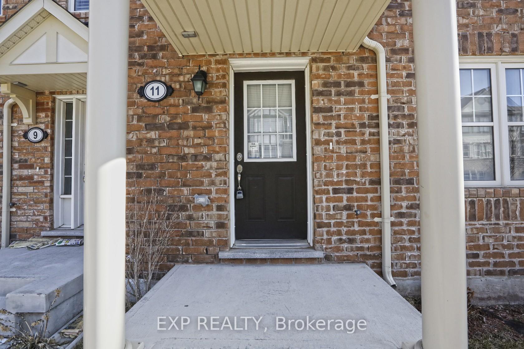 Photo 2 of 11 Crossbill Road, Brampton, Northwest Brampton — HOMEH
