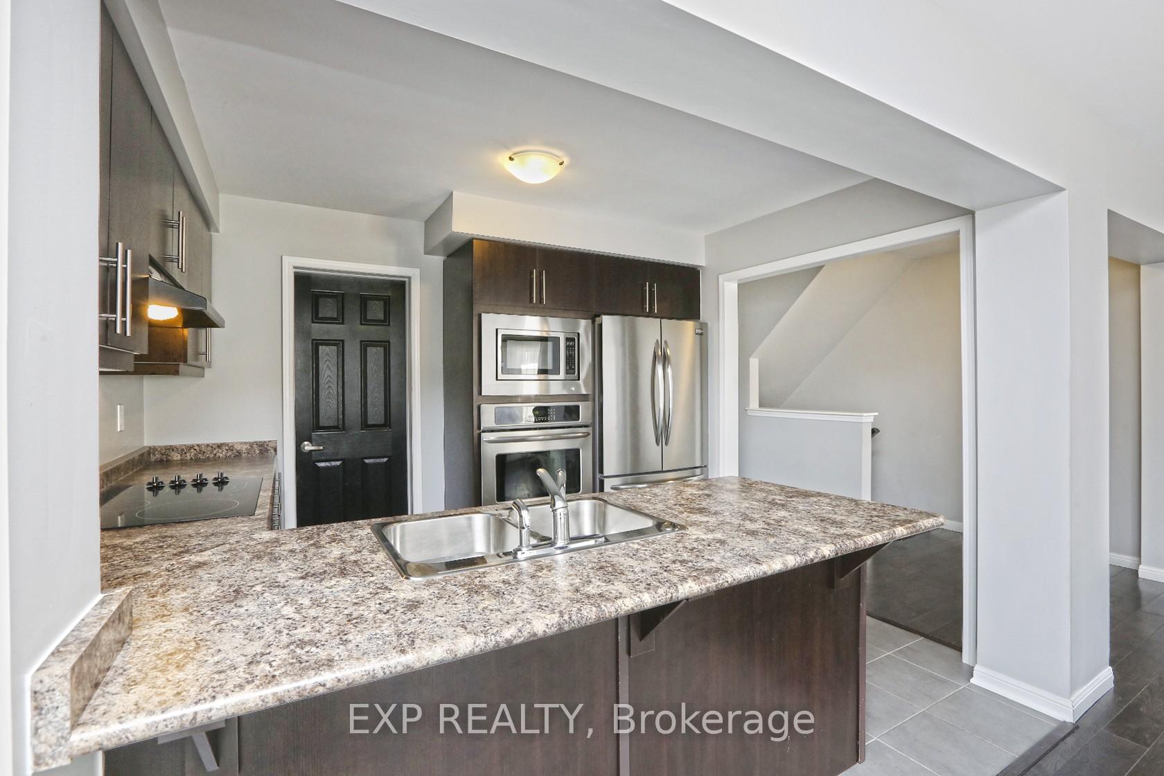 Photo 17 of 11 Crossbill Road, Brampton, Northwest Brampton — HOMEH