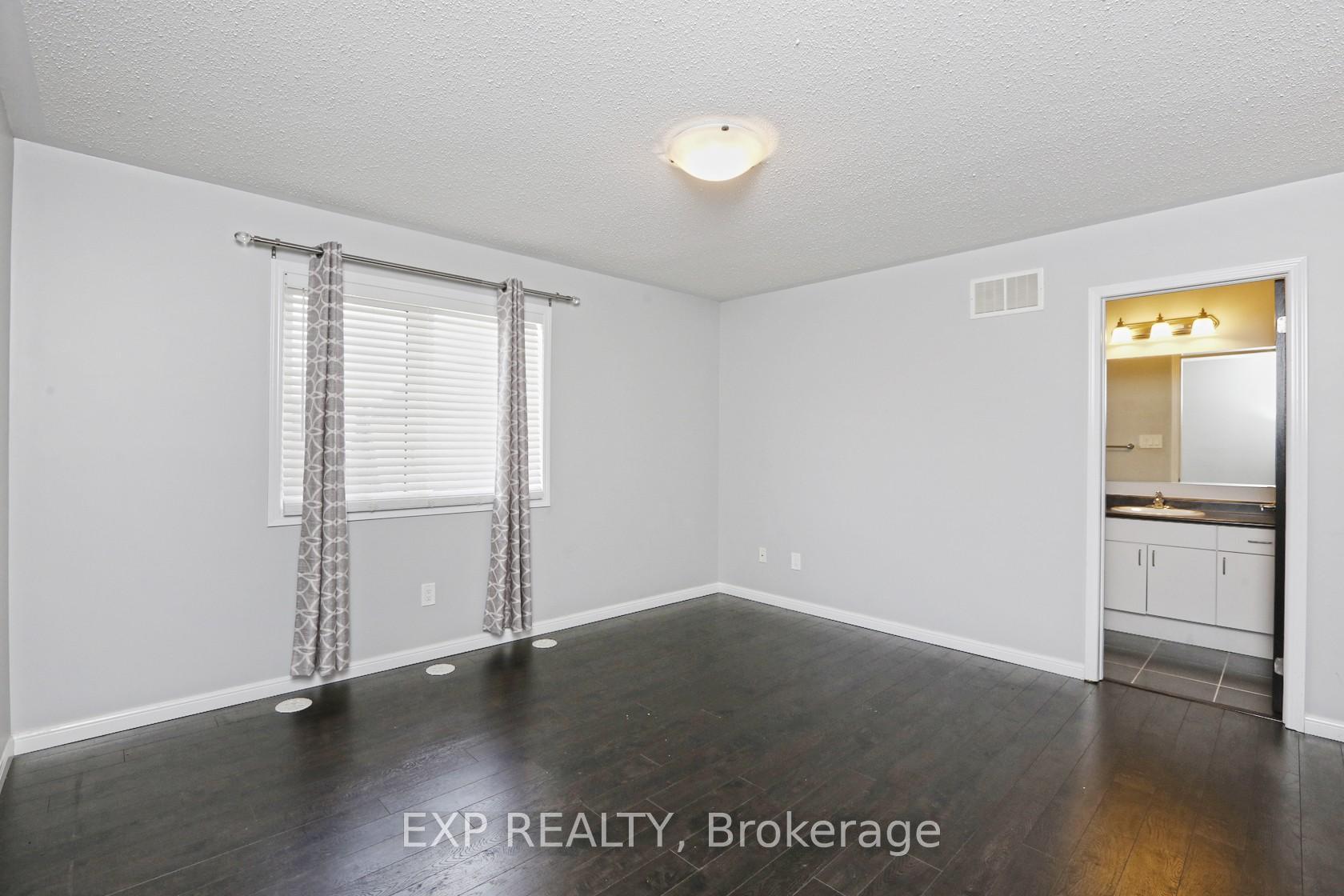 Photo 24 of 11 Crossbill Road, Brampton, Northwest Brampton — HOMEH
