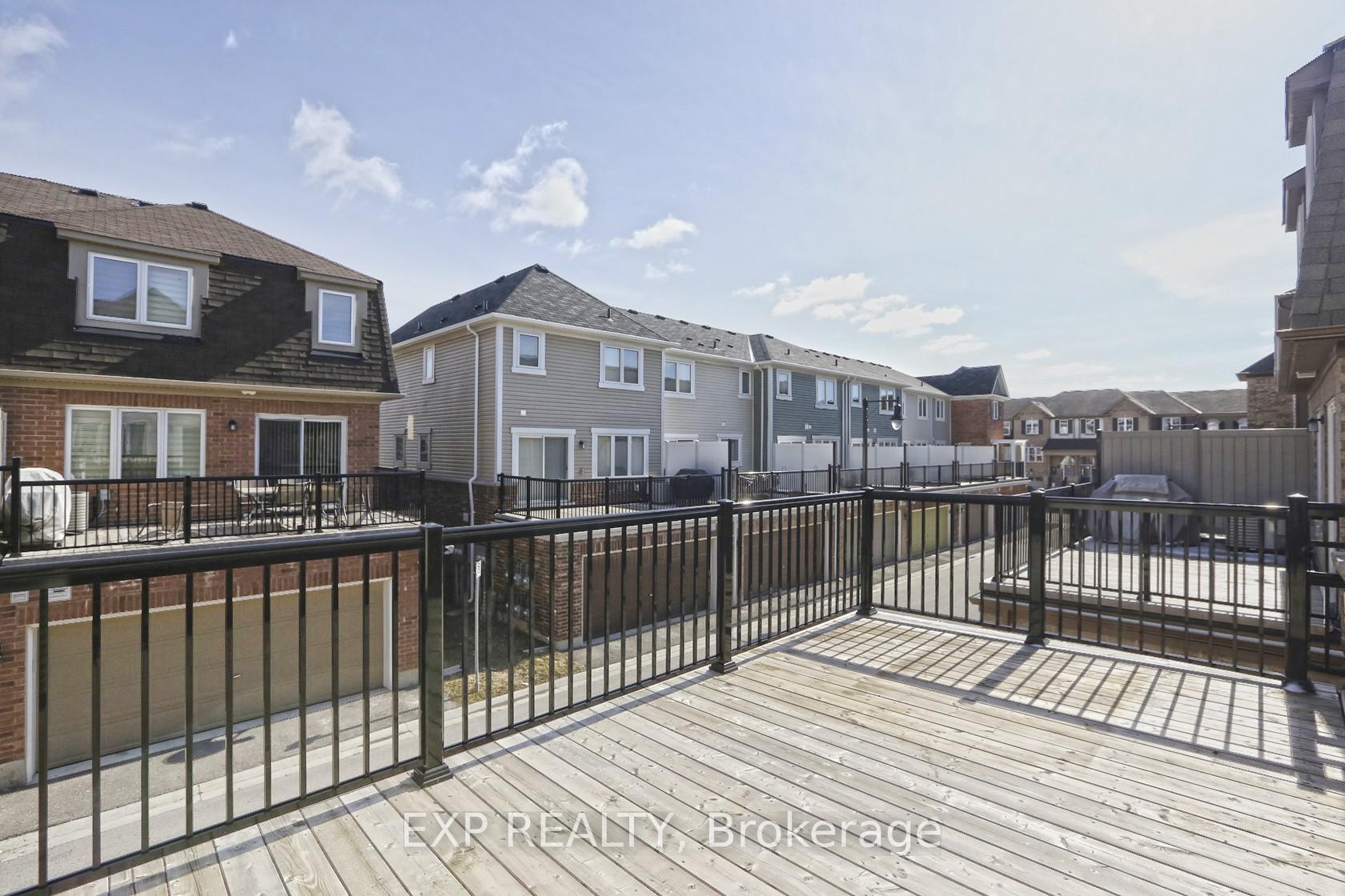 Photo 34 of 11 Crossbill Road, Brampton, Northwest Brampton — HOMEH