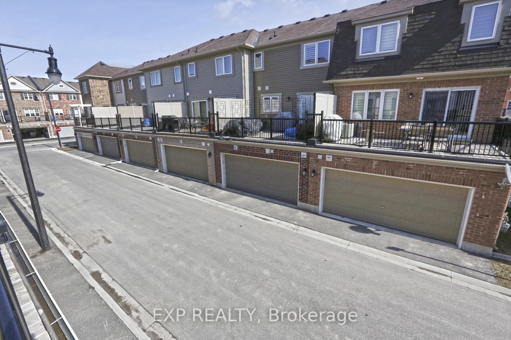 Photo 36 of 11 Crossbill Road, Brampton, Northwest Brampton — HOMEH
