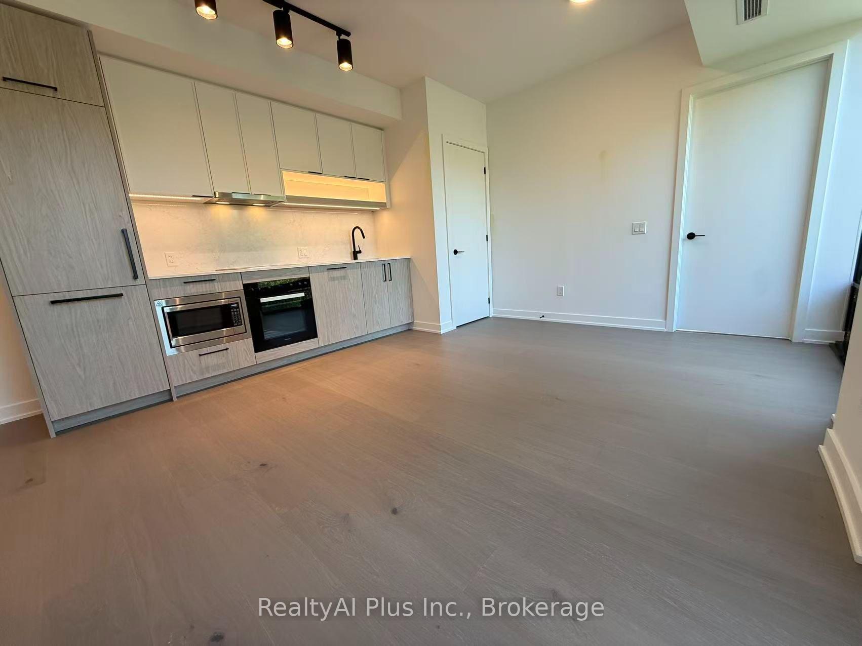 Photo 3 of Unit 606, 91 Montclair Avenue, Toronto, Forest Hill South — HOMEH