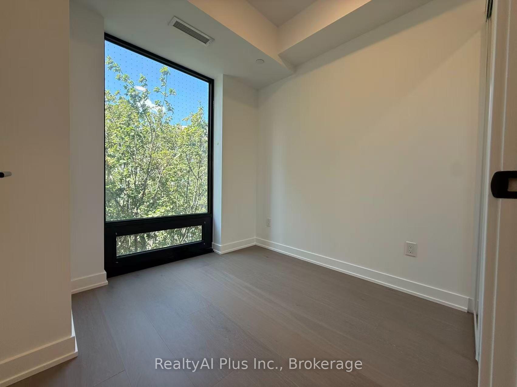 Photo 5 of Unit 606, 91 Montclair Avenue, Toronto, Forest Hill South — HOMEH