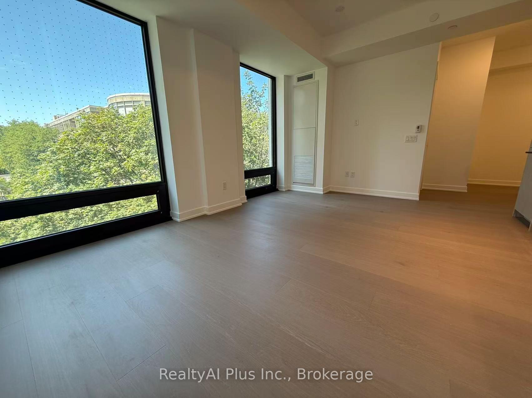 Photo 8 of Unit 606, 91 Montclair Avenue, Toronto, Forest Hill South — HOMEH