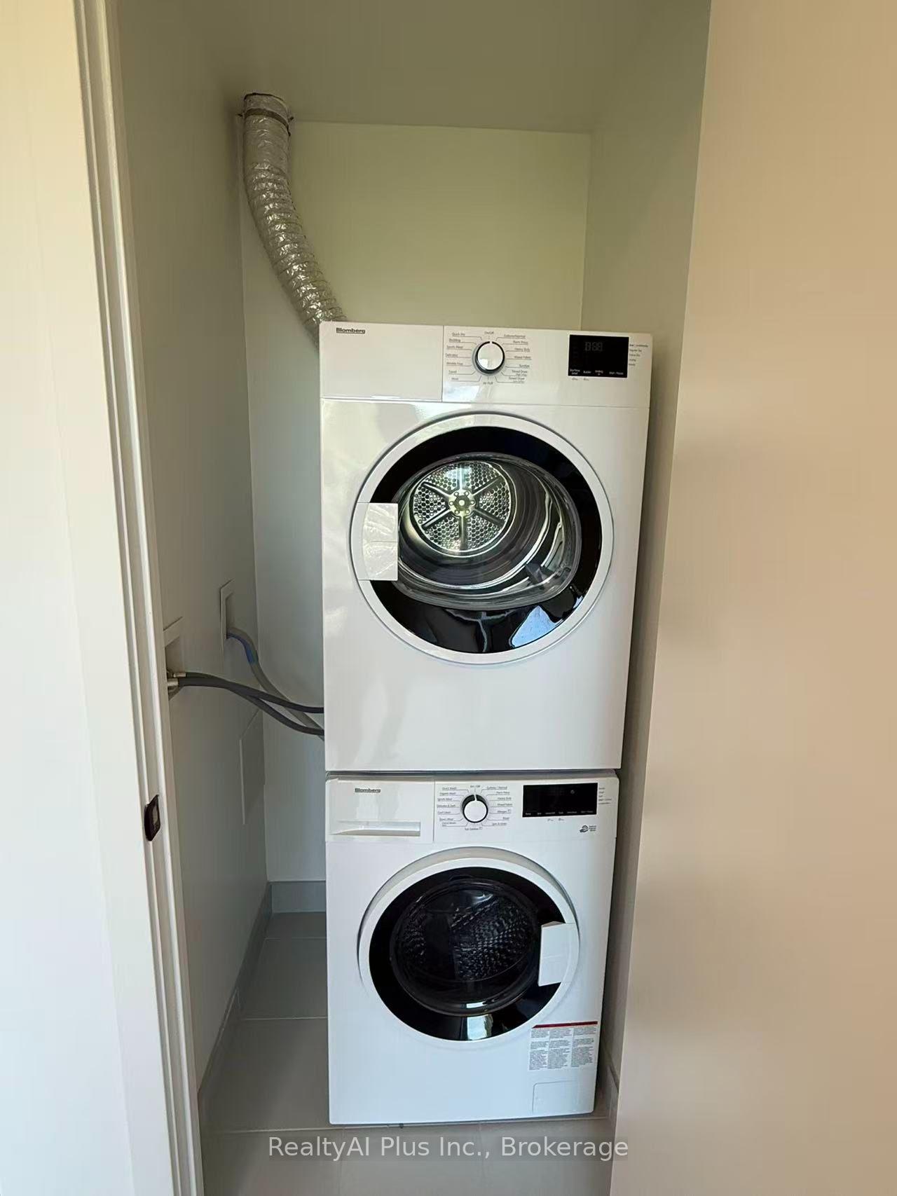 Photo 9 of Unit 606, 91 Montclair Avenue, Toronto, Forest Hill South — HOMEH