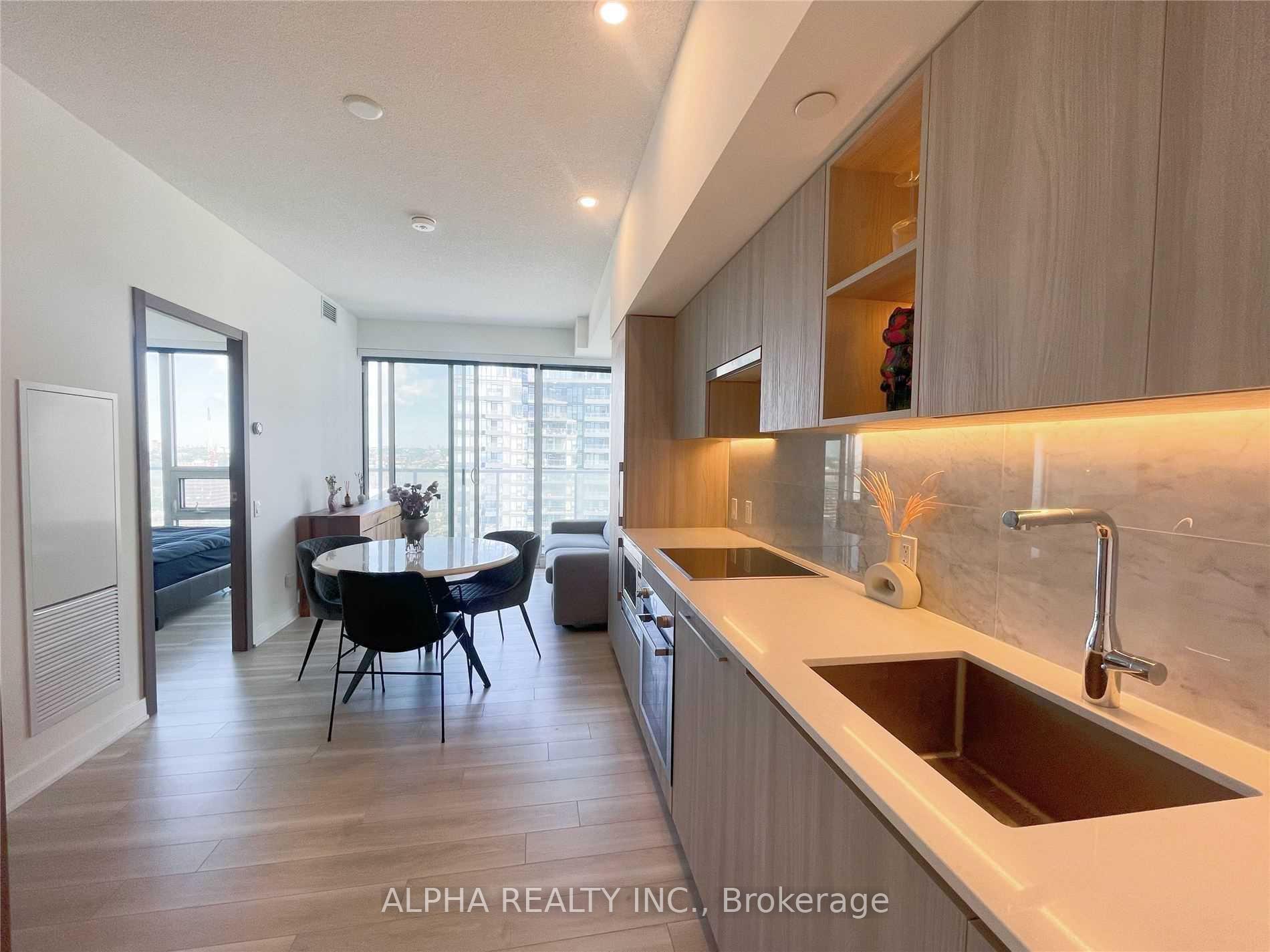 Photo 3 of Unit 3107, 17 Bathurst Street, Toronto, Waterfront Communities — HOMEH