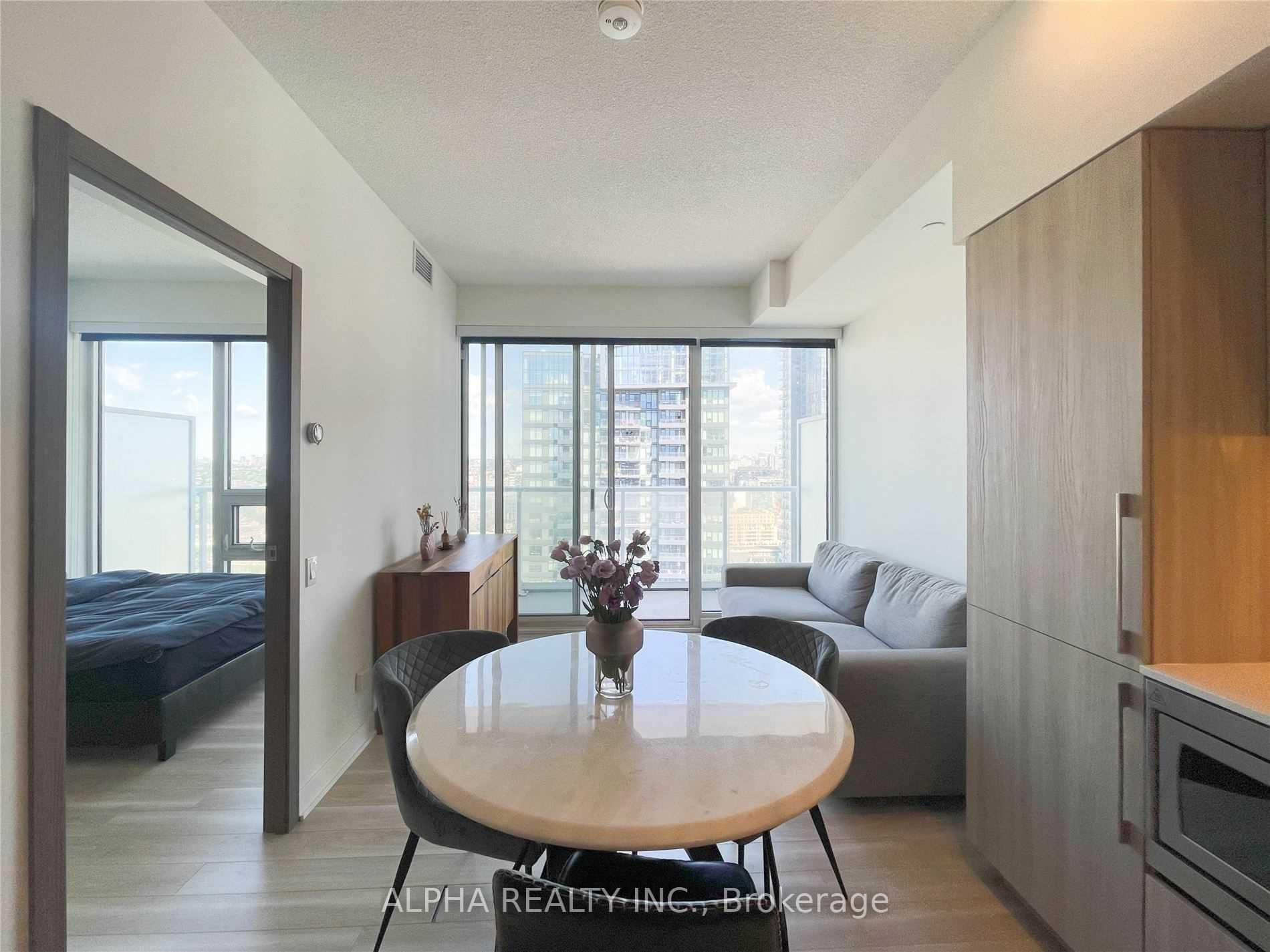 Photo 6 of Unit 3107, 17 Bathurst Street, Toronto, Waterfront Communities — HOMEH