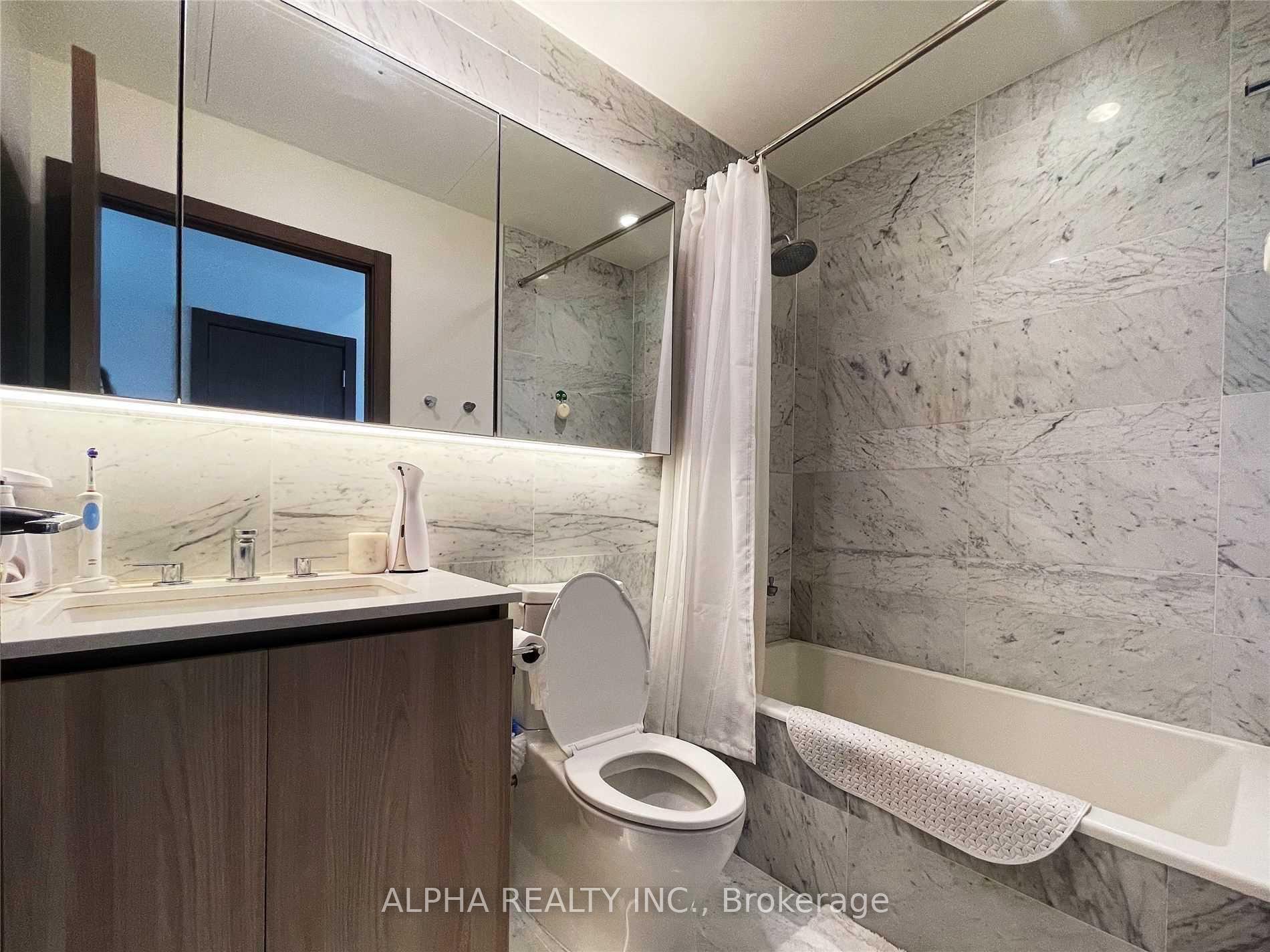 Photo 11 of Unit 3107, 17 Bathurst Street, Toronto, Waterfront Communities — HOMEH
