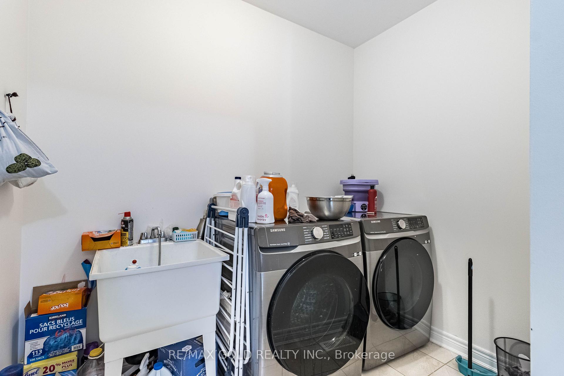 Photo 13 of 110 Banbridge Crescent, Brampton, Credit Valley — HOMEH