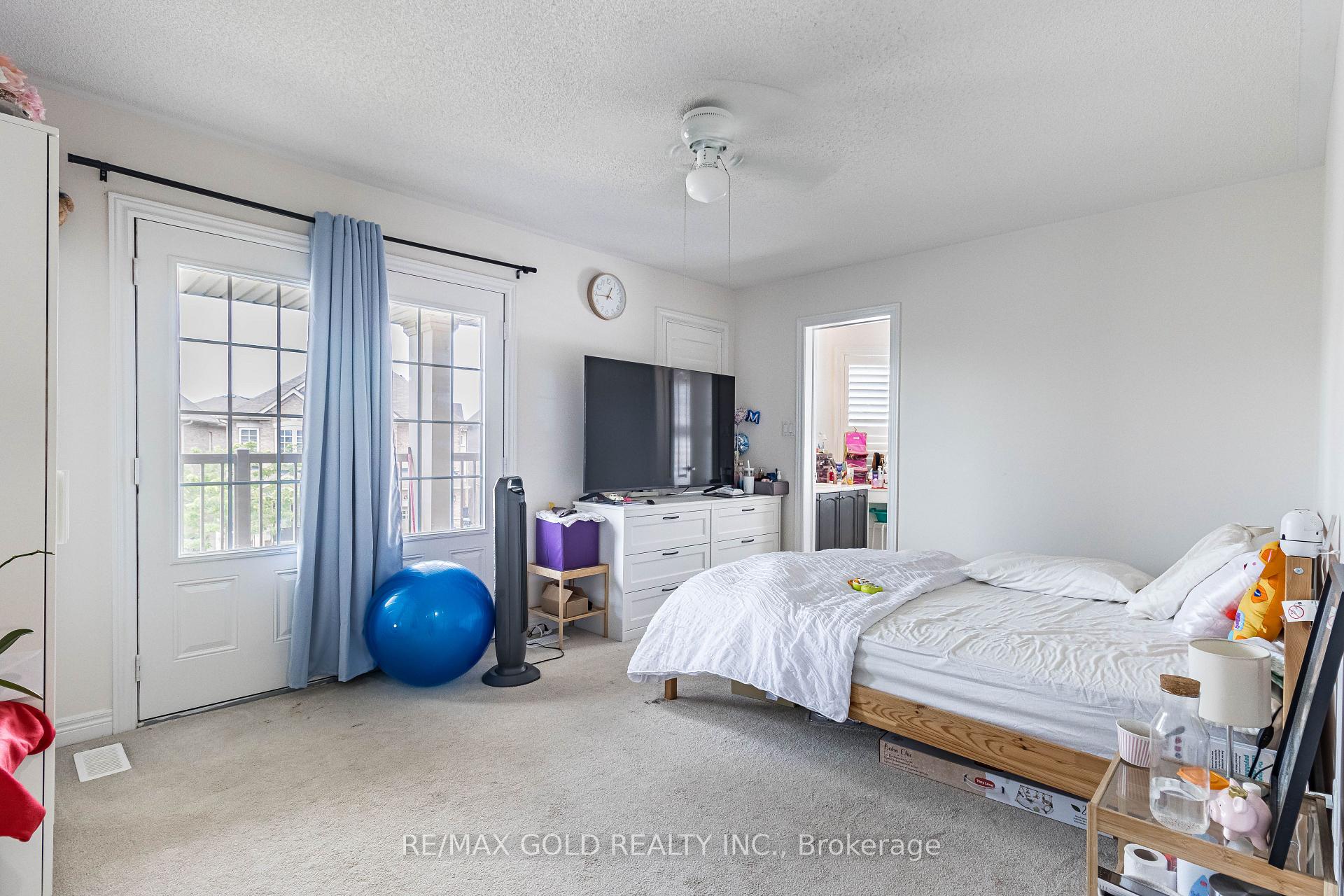 Photo 17 of 110 Banbridge Crescent, Brampton, Credit Valley — HOMEH