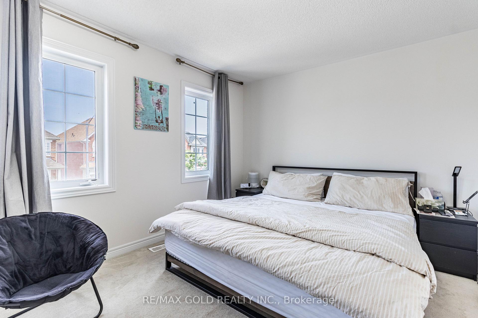 Photo 19 of 110 Banbridge Crescent, Brampton, Credit Valley — HOMEH