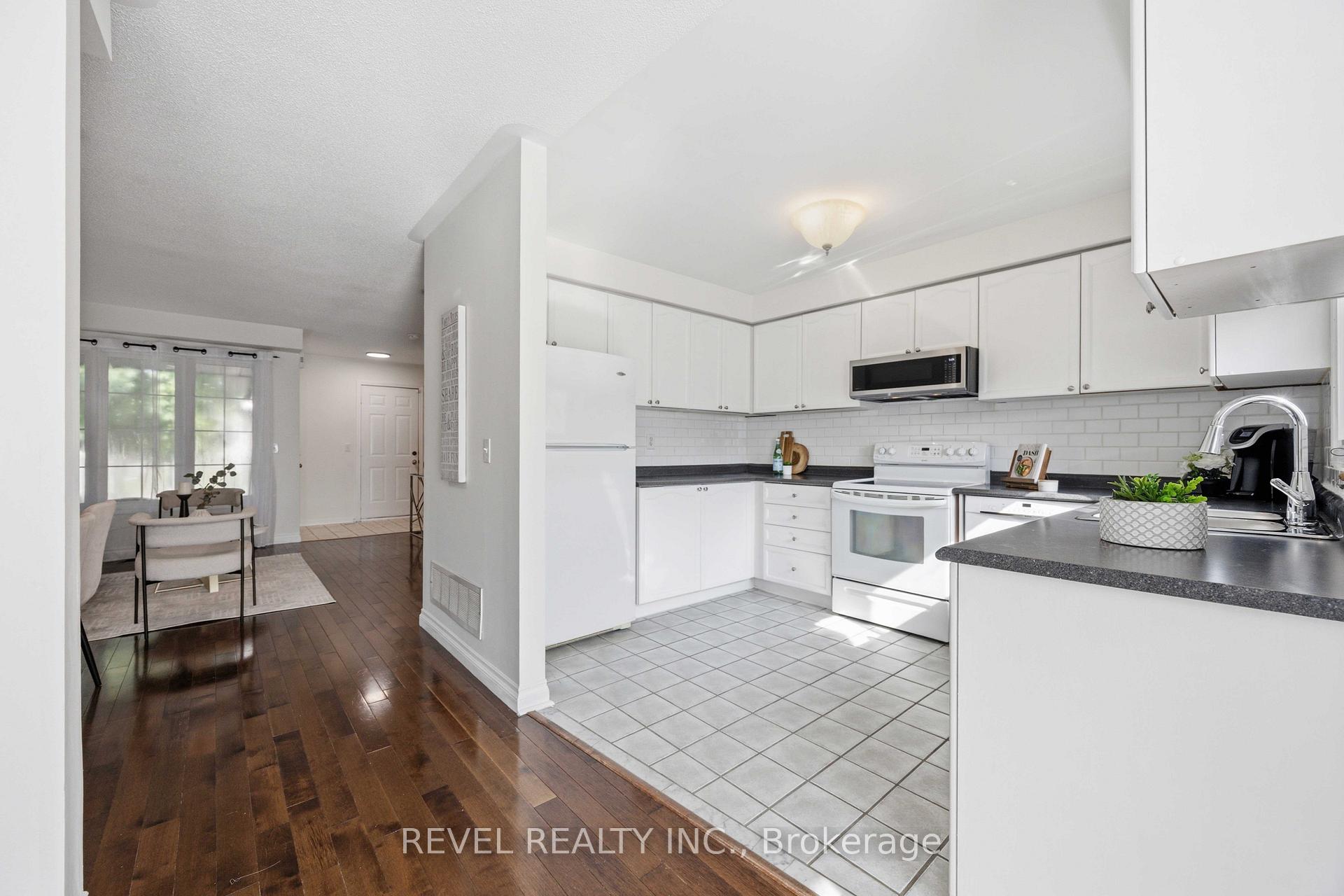 Photo 24 of 56 Greengrove Way, Whitby, Rolling Acres — HOMEH