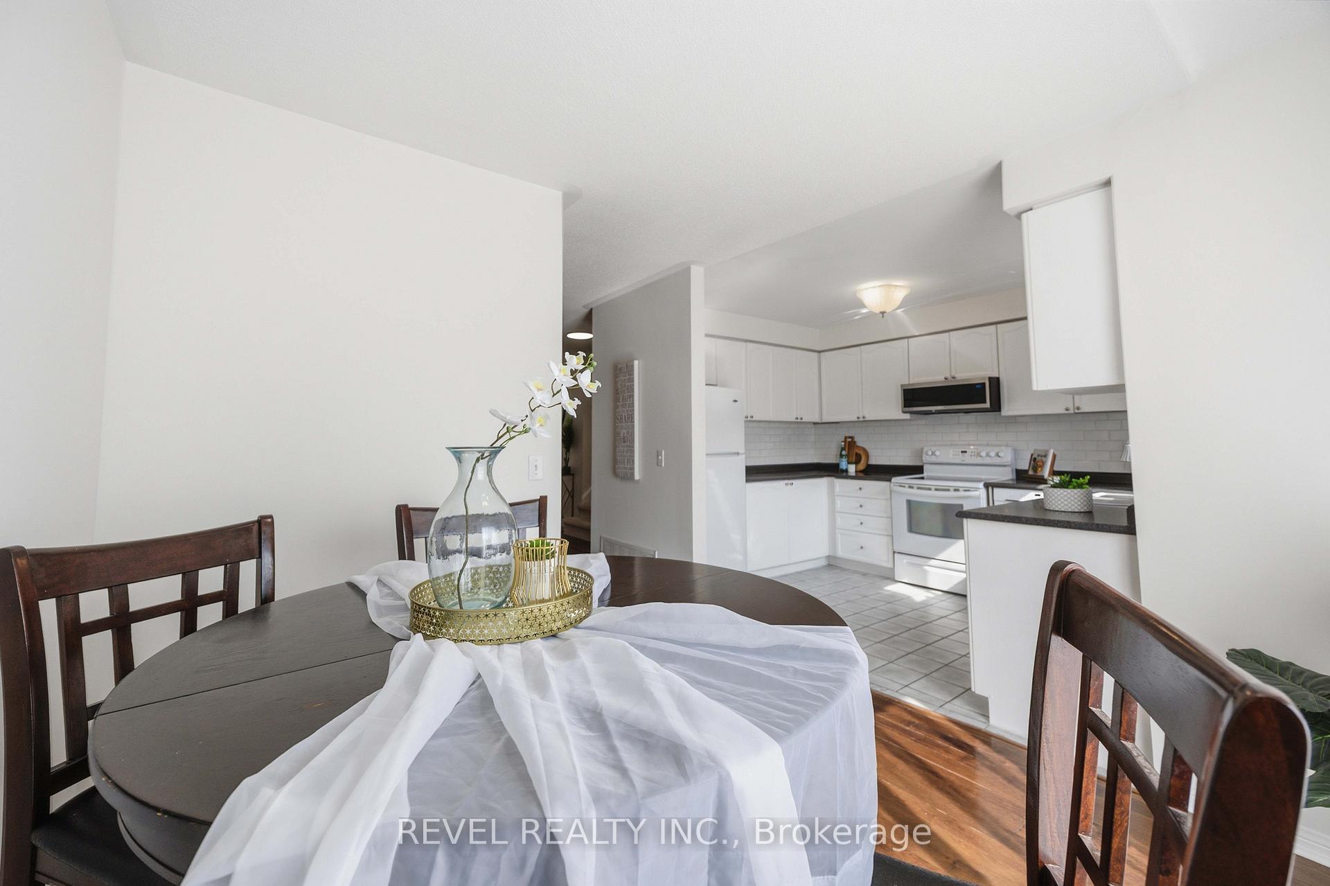 Photo 26 of 56 Greengrove Way, Whitby, Rolling Acres — HOMEH
