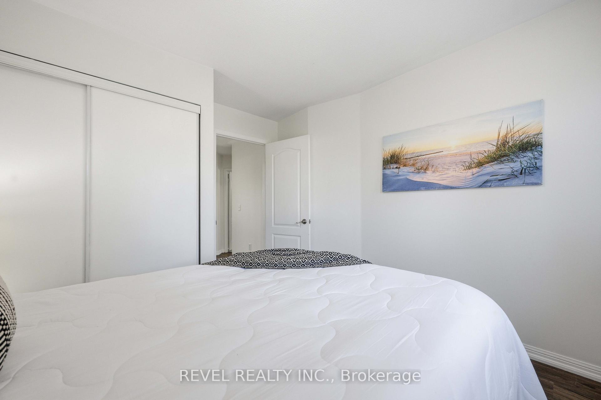 Photo 37 of 56 Greengrove Way, Whitby, Rolling Acres — HOMEH