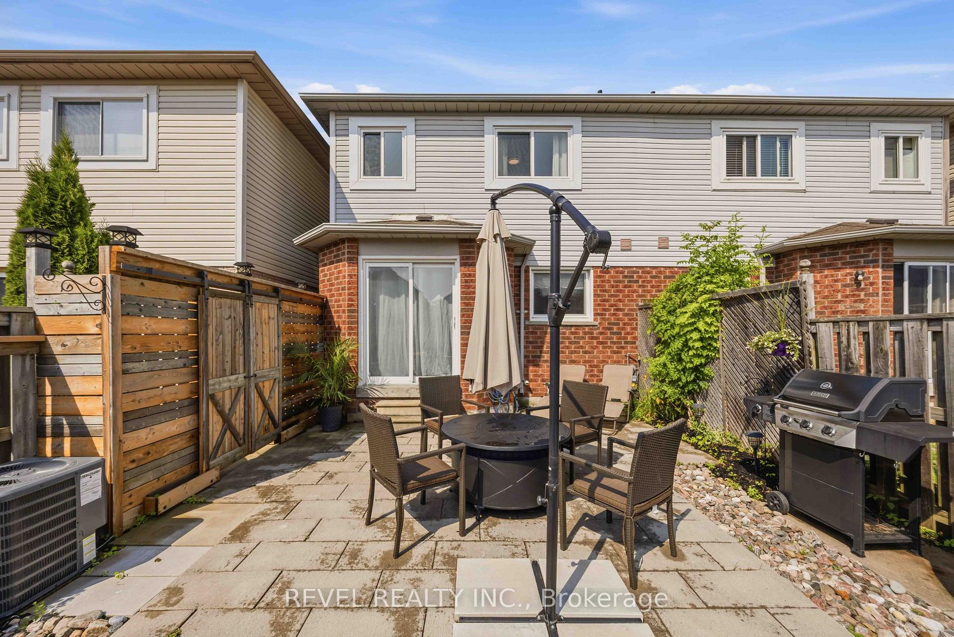Photo 48 of 56 Greengrove Way, Whitby, Rolling Acres — HOMEH