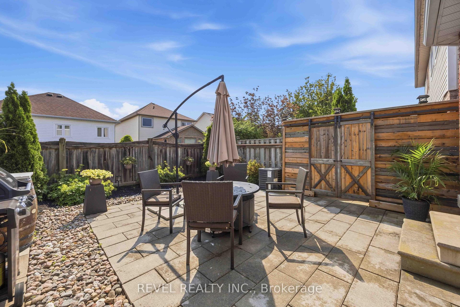 Photo 50 of 56 Greengrove Way, Whitby, Rolling Acres — HOMEH