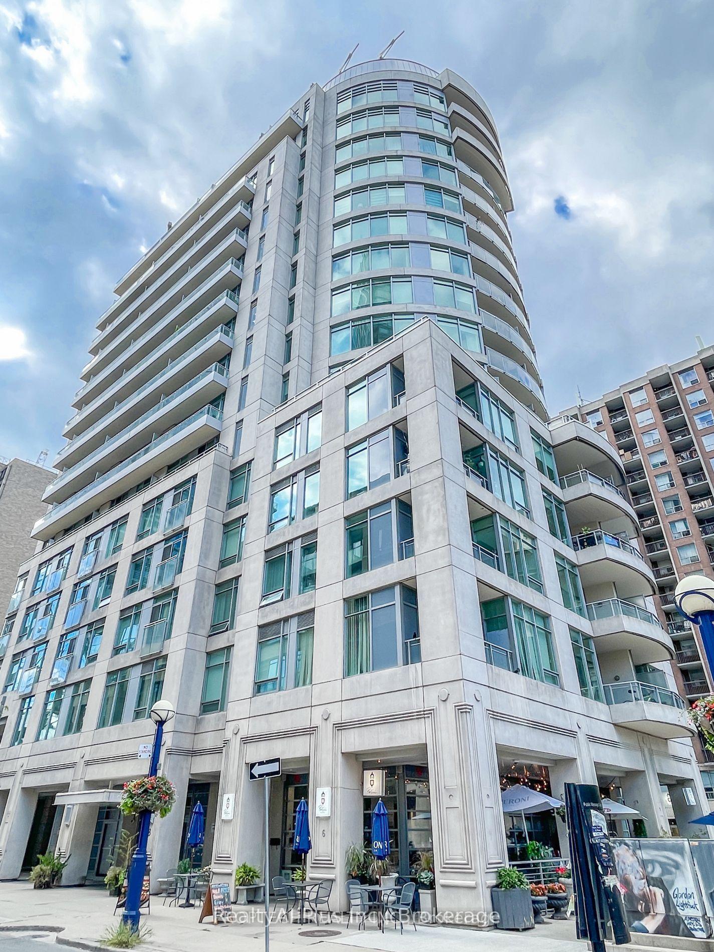 Photo of Unit 403, 8 Scollard Street