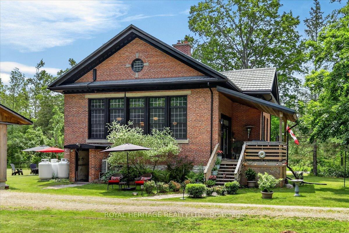 Photo 2 of 210 Cosh's Road, Kawartha Lakes, Verulam — HOMEH
