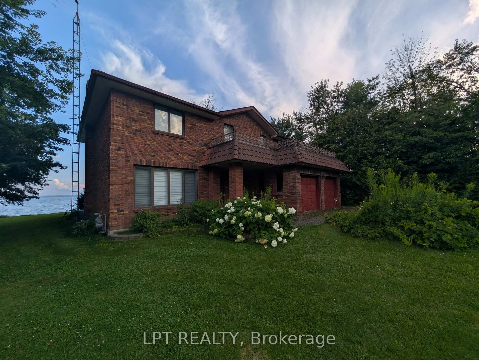 Photo 1 of 47 Parkside Drive, Oro-Medonte, Rural Oro-Medonte — HOMEH