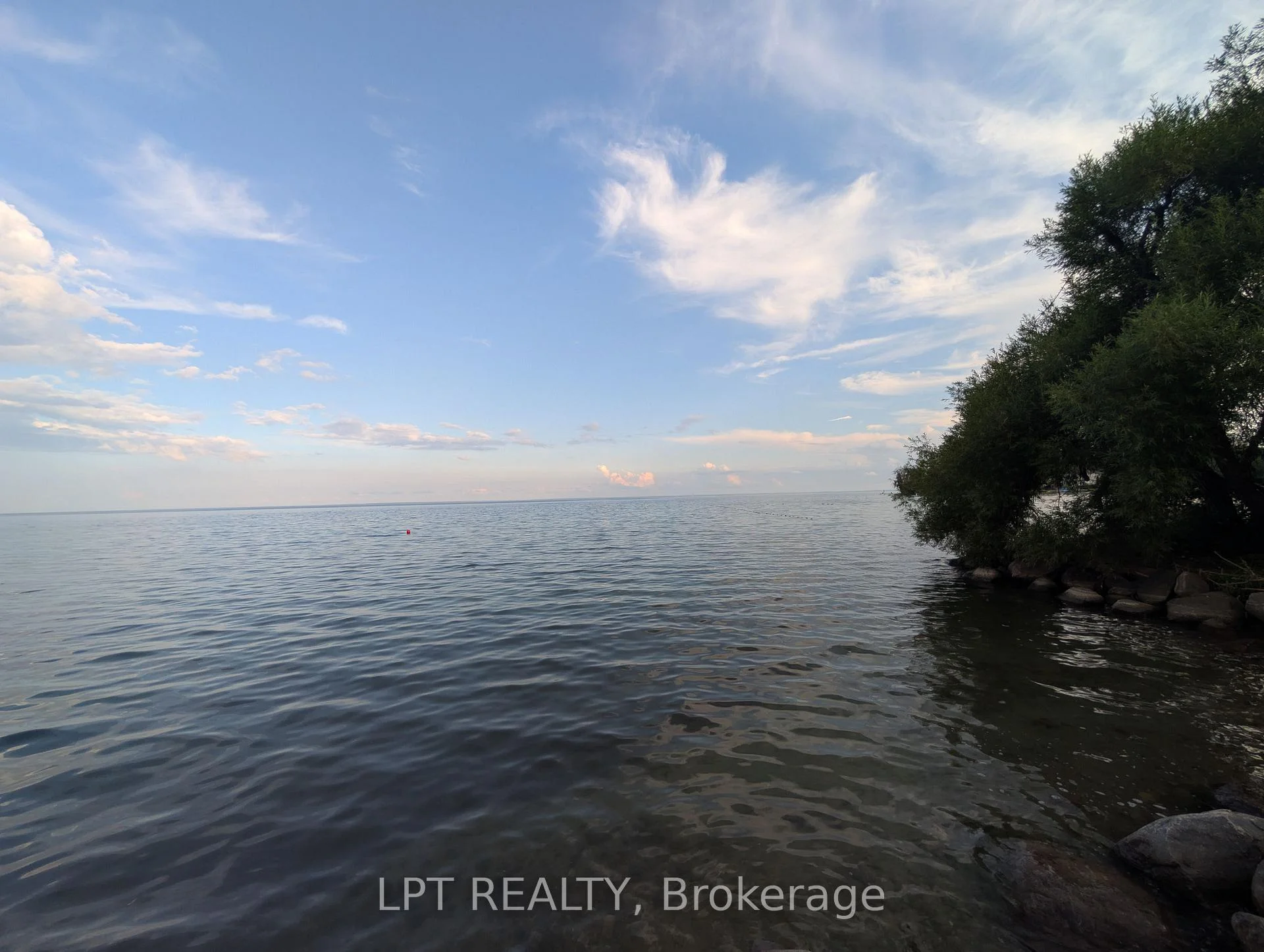 Photo 6 of 47 Parkside Drive, Oro-Medonte, Rural Oro-Medonte — HOMEH