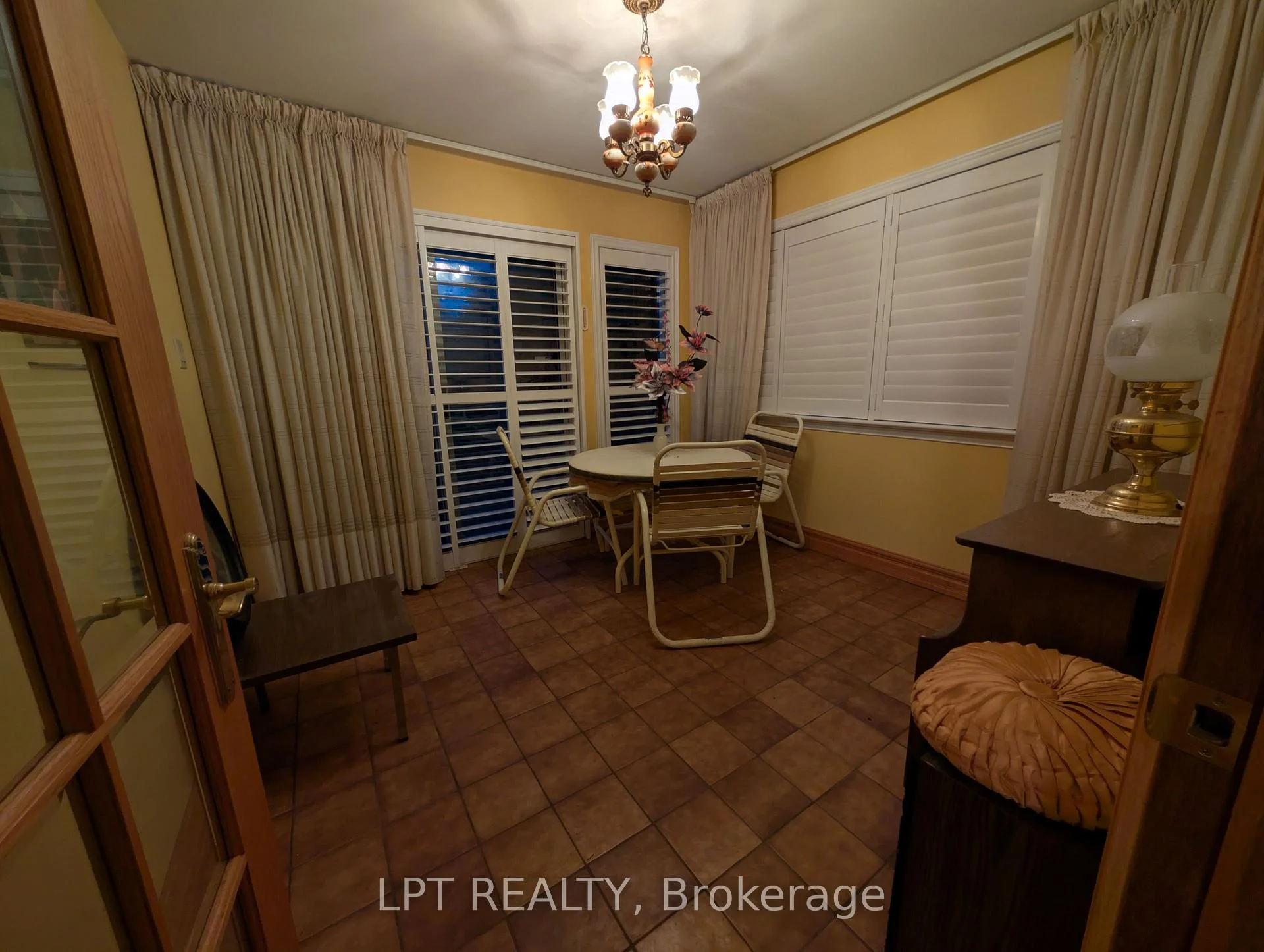 Photo 17 of 47 Parkside Drive, Oro-Medonte, Rural Oro-Medonte — HOMEH