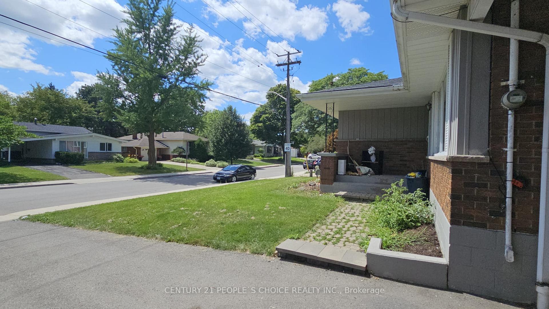 Photo 3 of 98 Lynbrook Drive, Hamilton, Rolston — HOMEH