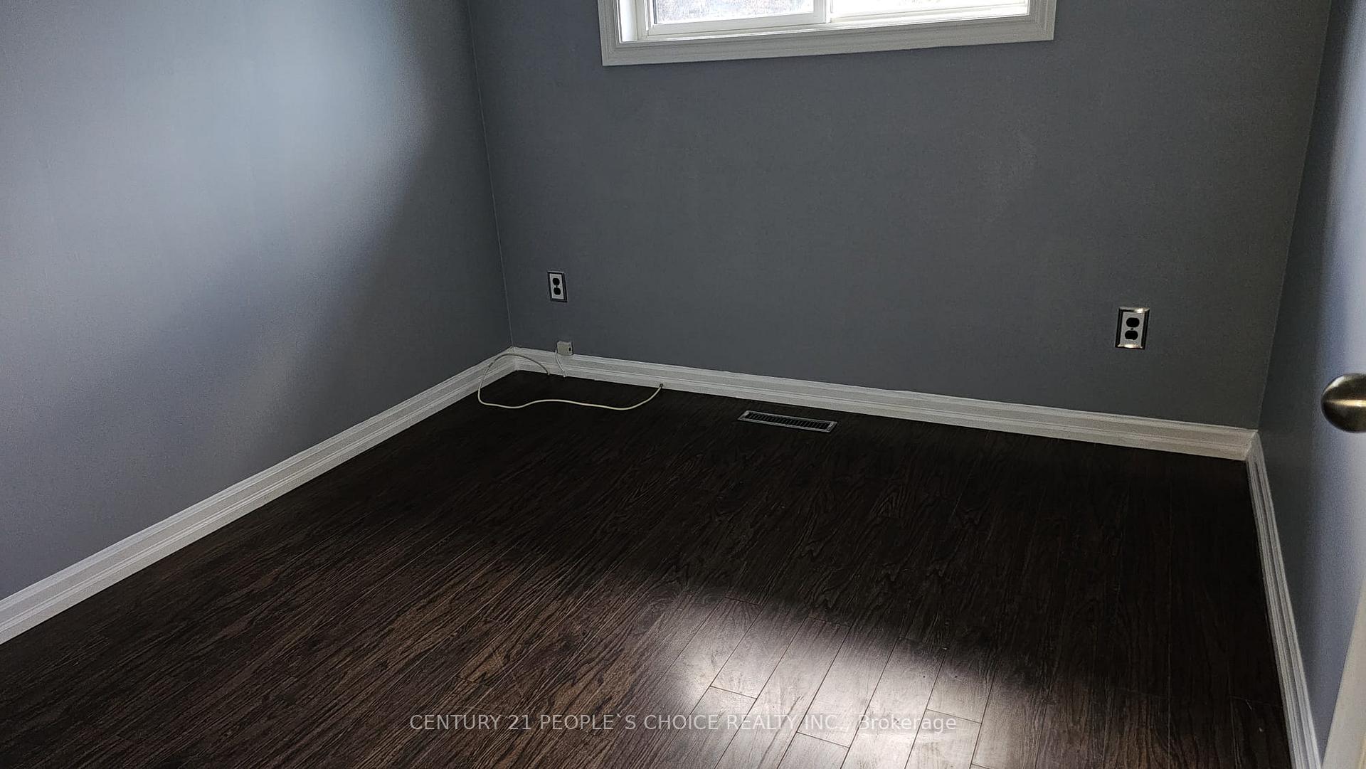 Photo 7 of 98 Lynbrook Drive, Hamilton, Rolston — HOMEH