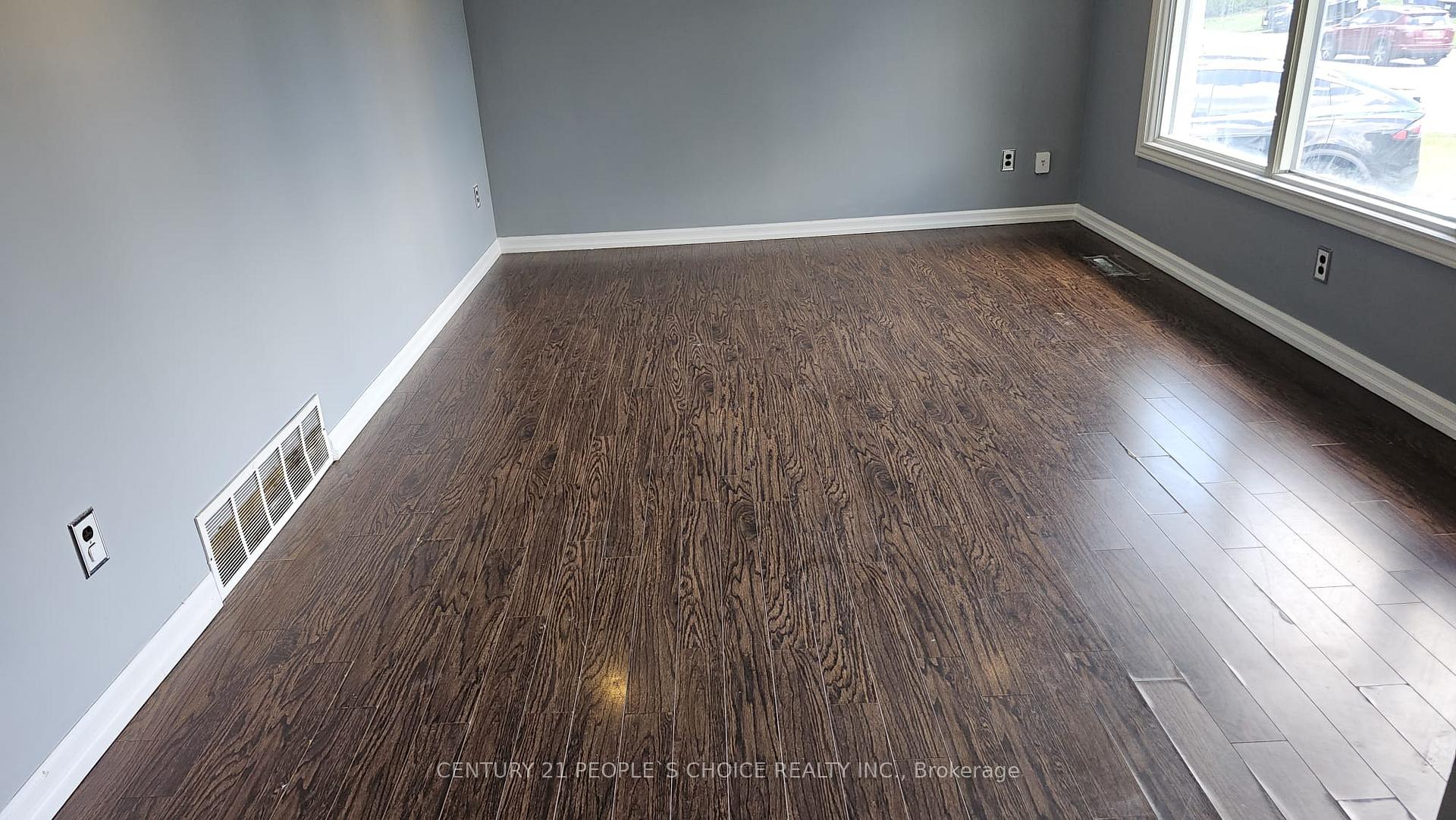 Photo 12 of 98 Lynbrook Drive, Hamilton, Rolston — HOMEH
