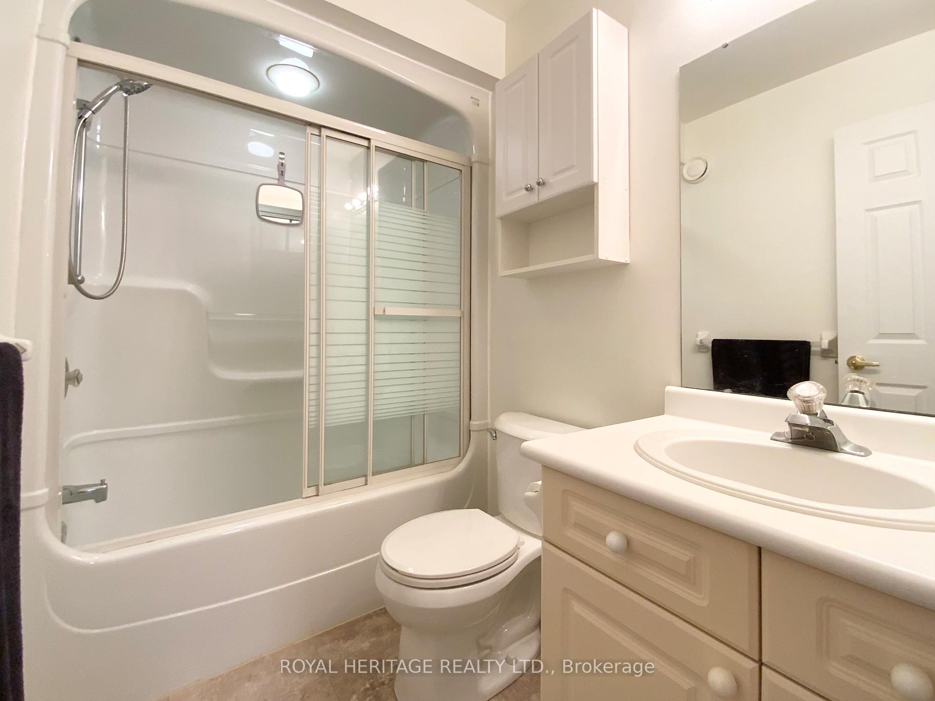 Photo 16 of 25 Hillview Drive, Kawartha Lakes, Bobcaygeon — HOMEH