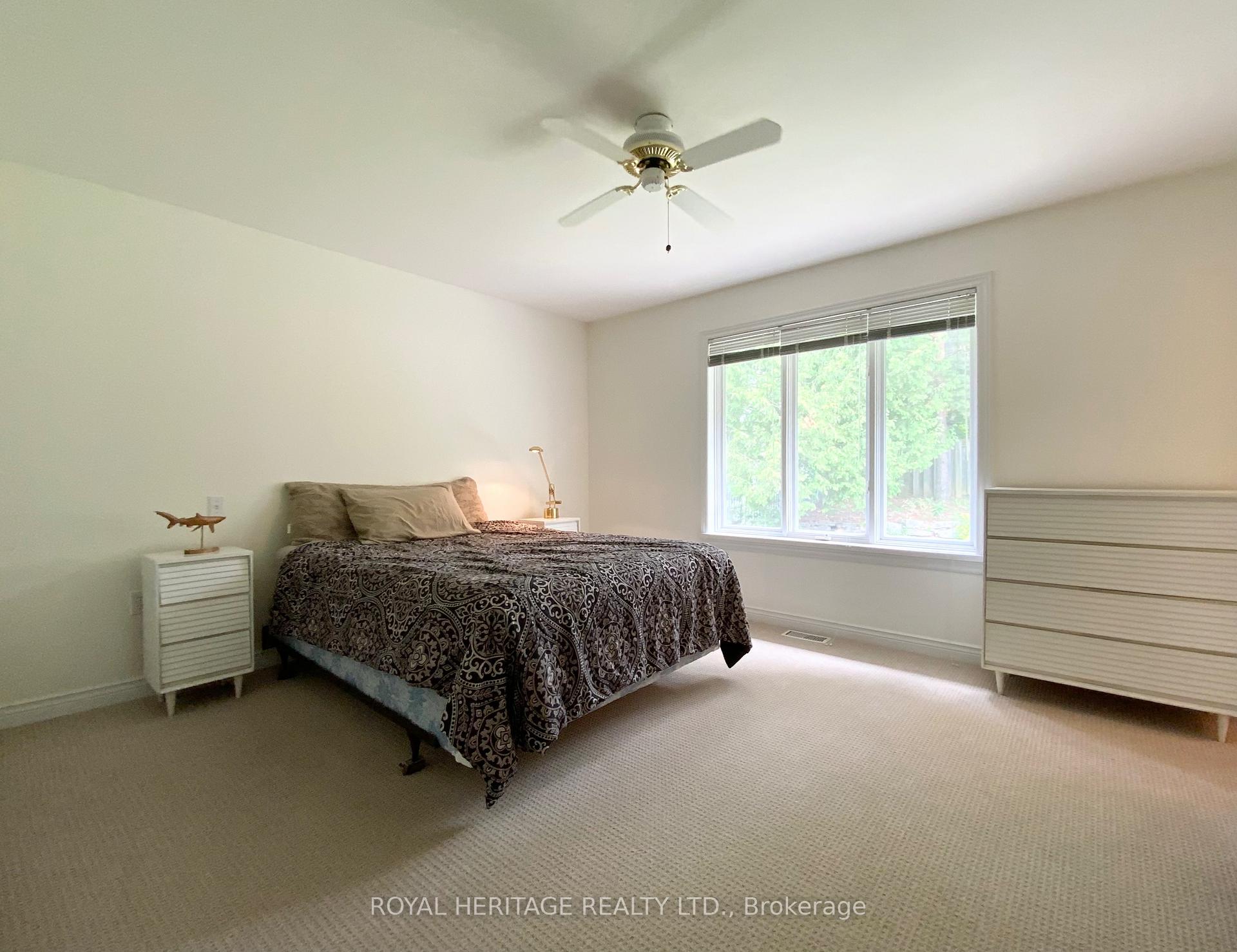 Photo 18 of 25 Hillview Drive, Kawartha Lakes, Bobcaygeon — HOMEH