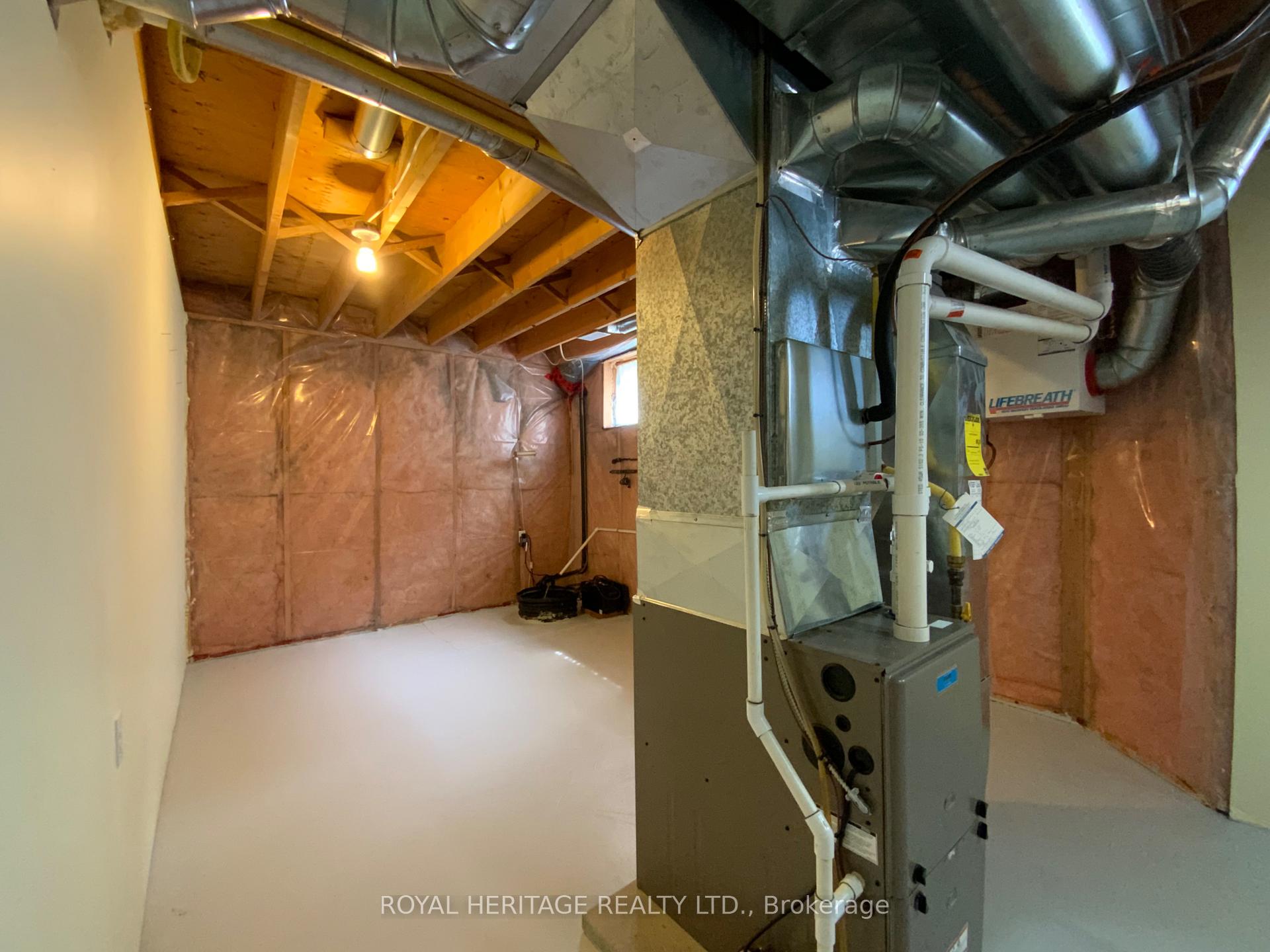 Photo 25 of 25 Hillview Drive, Kawartha Lakes, Bobcaygeon — HOMEH