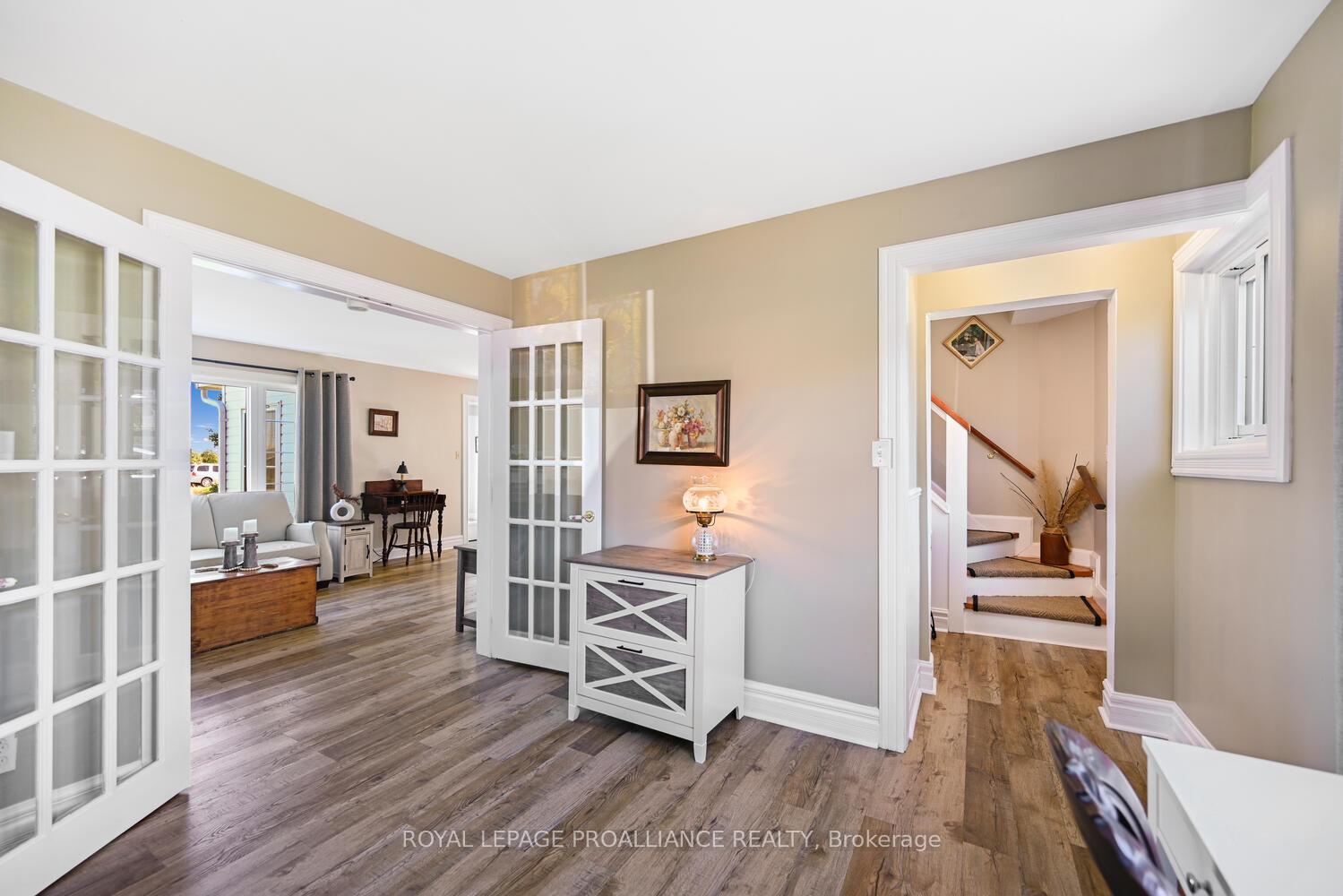 Photo 19 of 825 Joseph Street, Edwardsburgh/Cardinal, Town of Cardinal — HOMEH