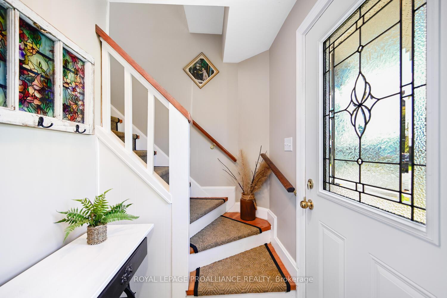 Photo 20 of 825 Joseph Street, Edwardsburgh/Cardinal, Town of Cardinal — HOMEH