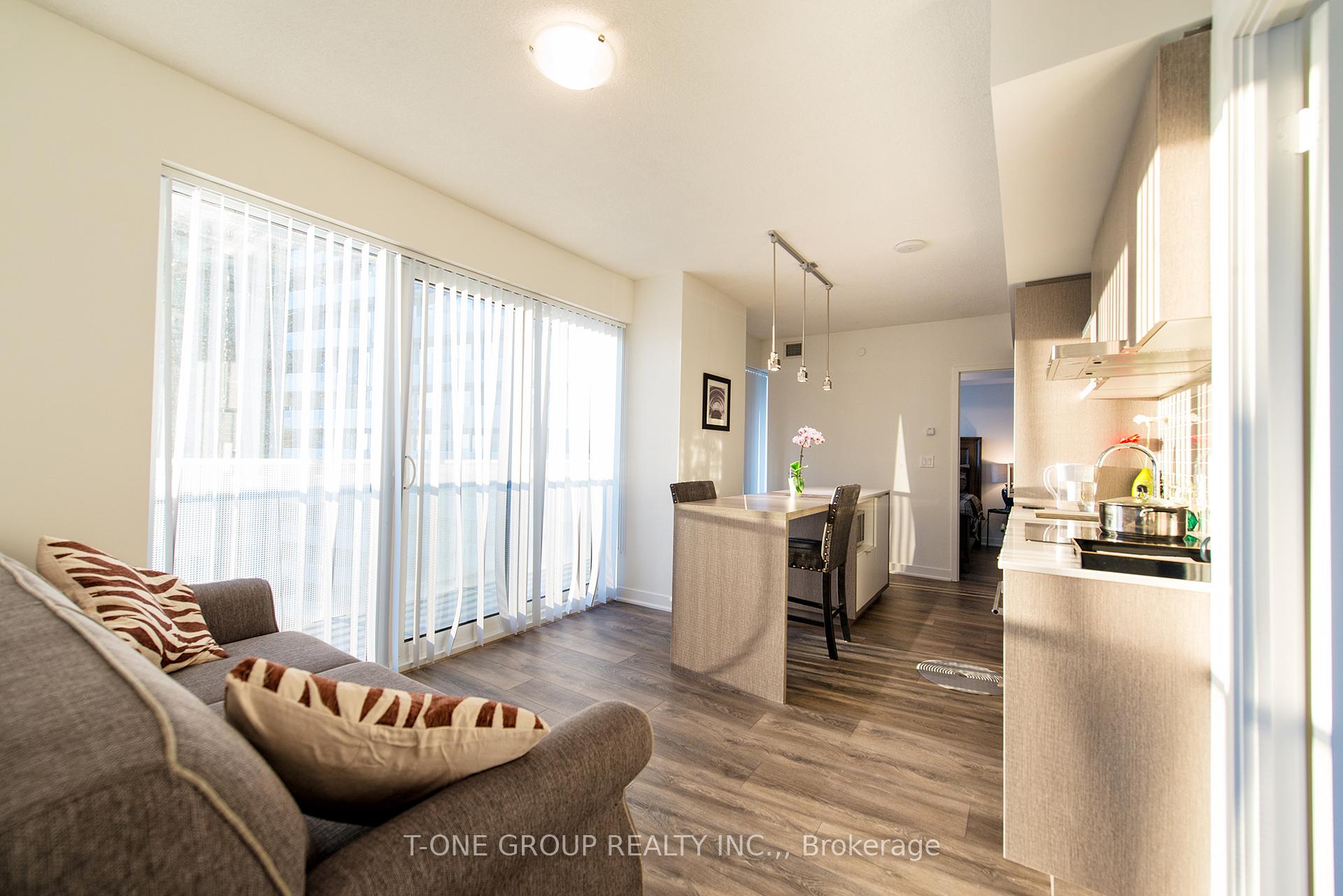 Photo 4 of Unit 2610, 88 Harbour Street, Toronto, Waterfront Communities — HOMEH