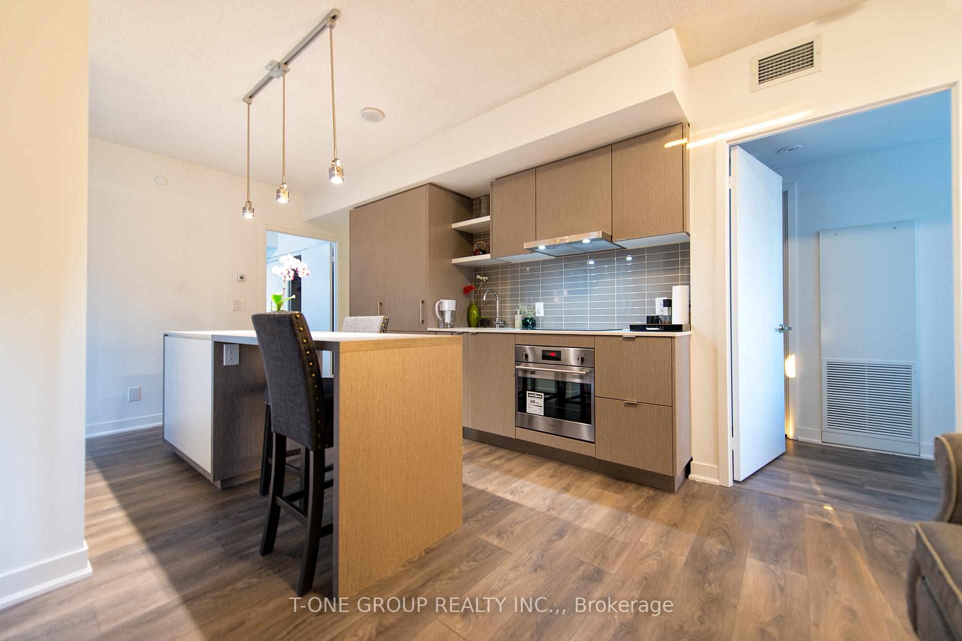 Photo 5 of Unit 2610, 88 Harbour Street, Toronto, Waterfront Communities — HOMEH