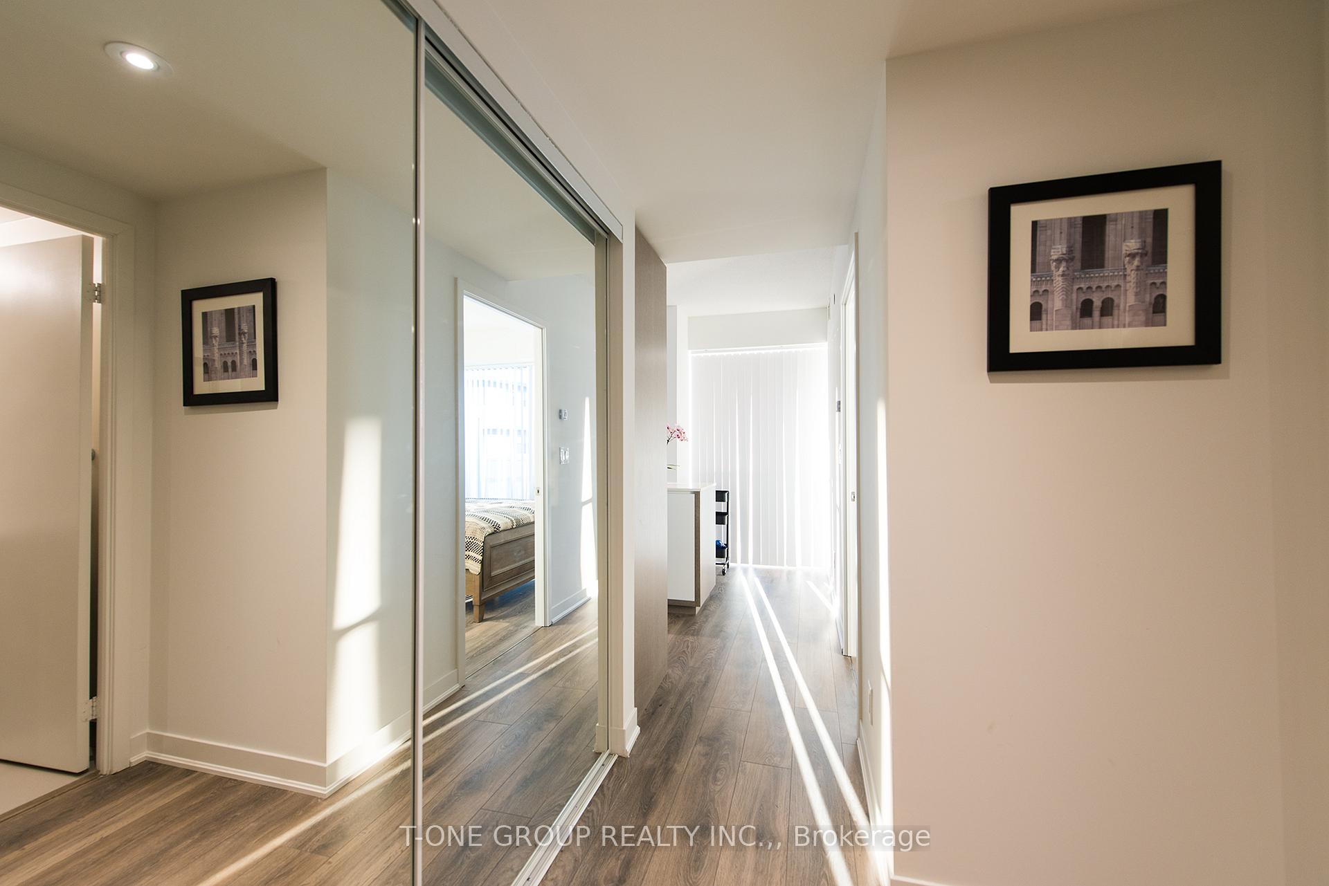 Photo 8 of Unit 2610, 88 Harbour Street, Toronto, Waterfront Communities — HOMEH