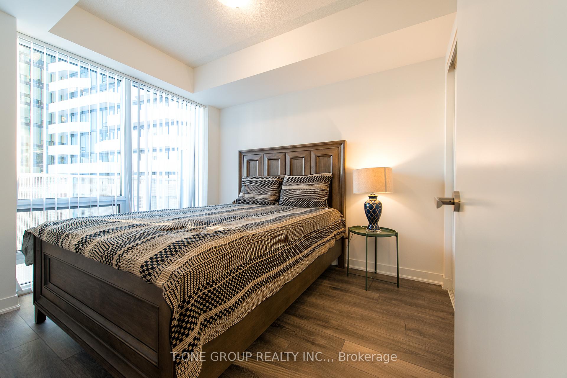 Photo 11 of Unit 2610, 88 Harbour Street, Toronto, Waterfront Communities — HOMEH