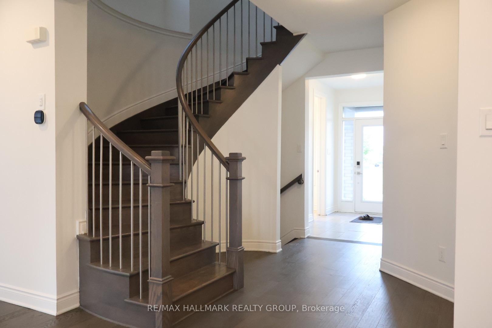 Photo 2 of 319 Proxima Terrace, Ottawa, Barrhaven - Half Moon Bay — HOMEH