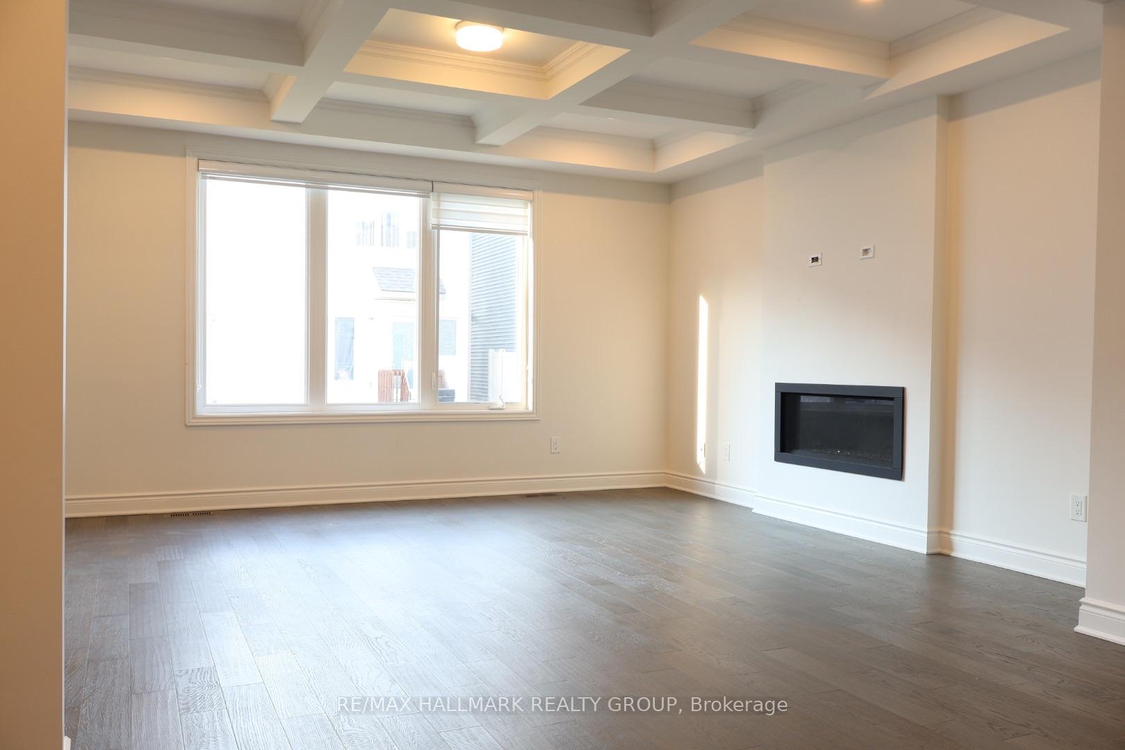 Photo 5 of 319 Proxima Terrace, Ottawa, Barrhaven - Half Moon Bay — HOMEH