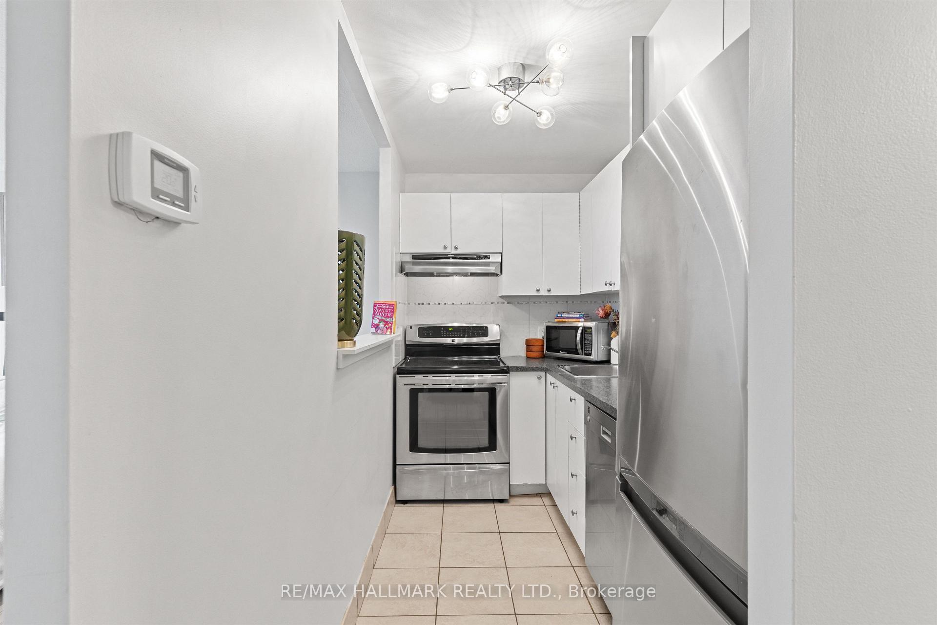 Photo 9 of Unit 1603, 914 Yonge Street, Toronto, The Annex — HOMEH