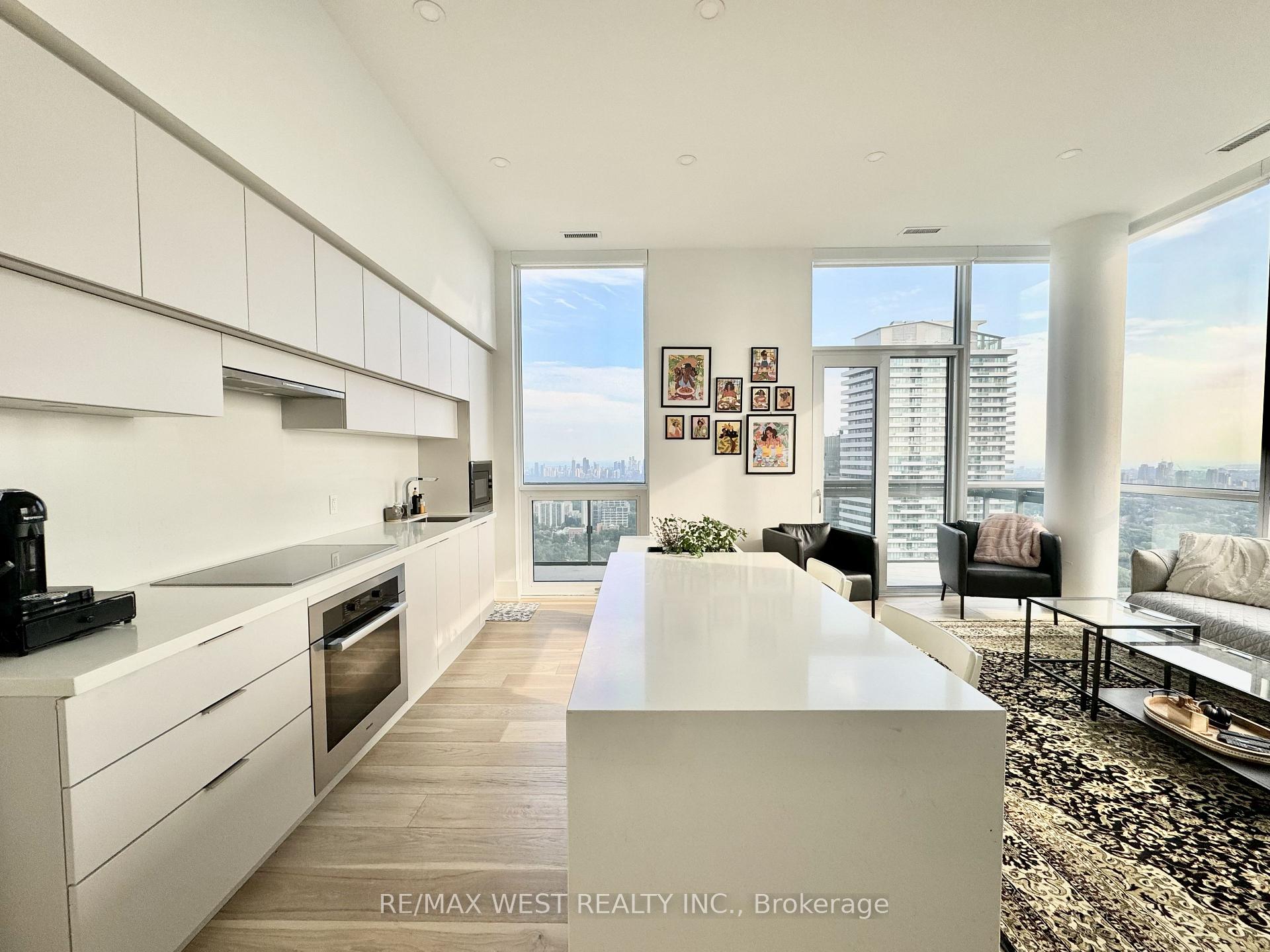 Photo 10 of Unit 4603, 39 Roehampton Avenue, Toronto, Mount Pleasant West — HOMEH