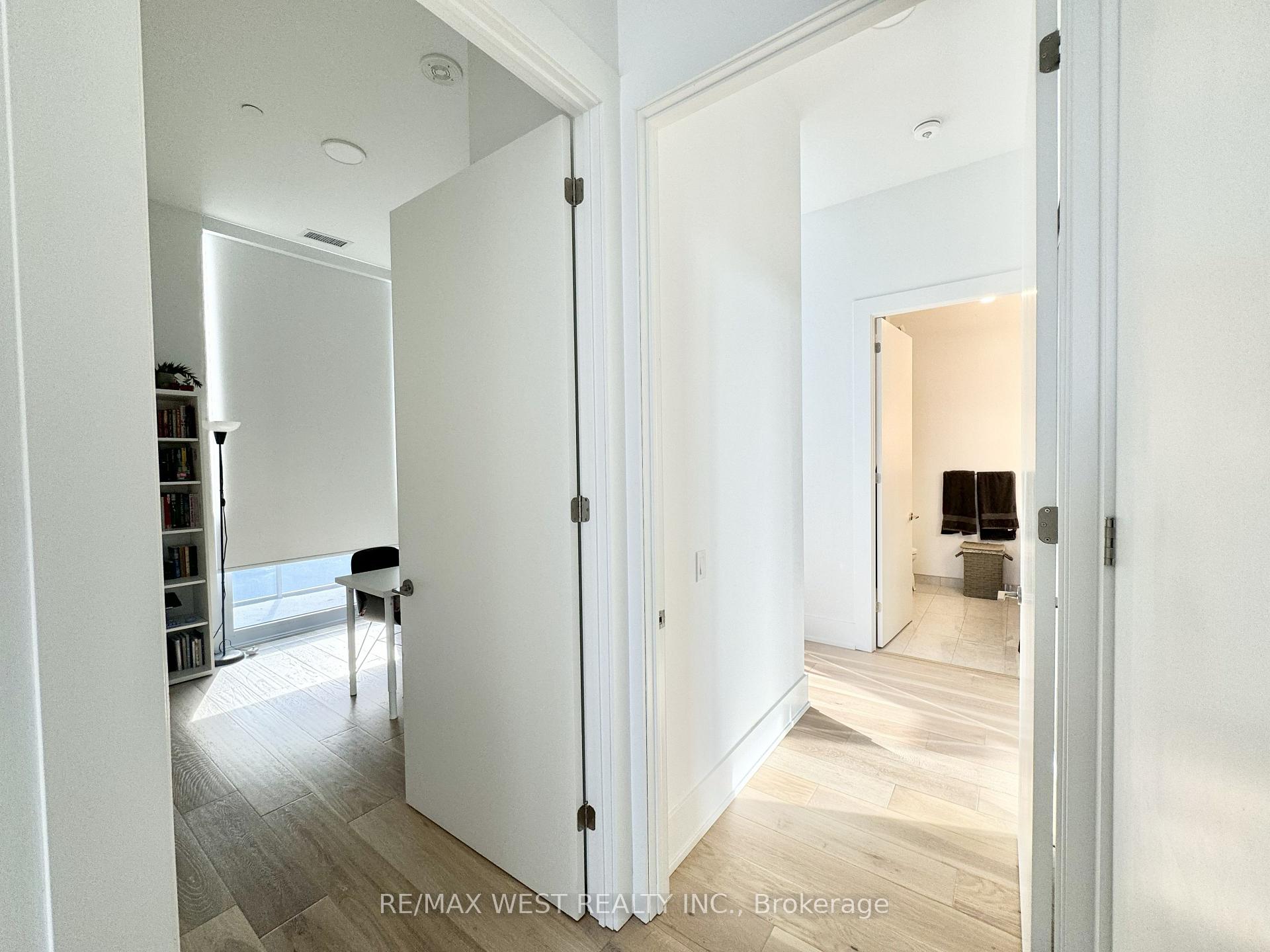 Photo 19 of Unit 4603, 39 Roehampton Avenue, Toronto, Mount Pleasant West — HOMEH