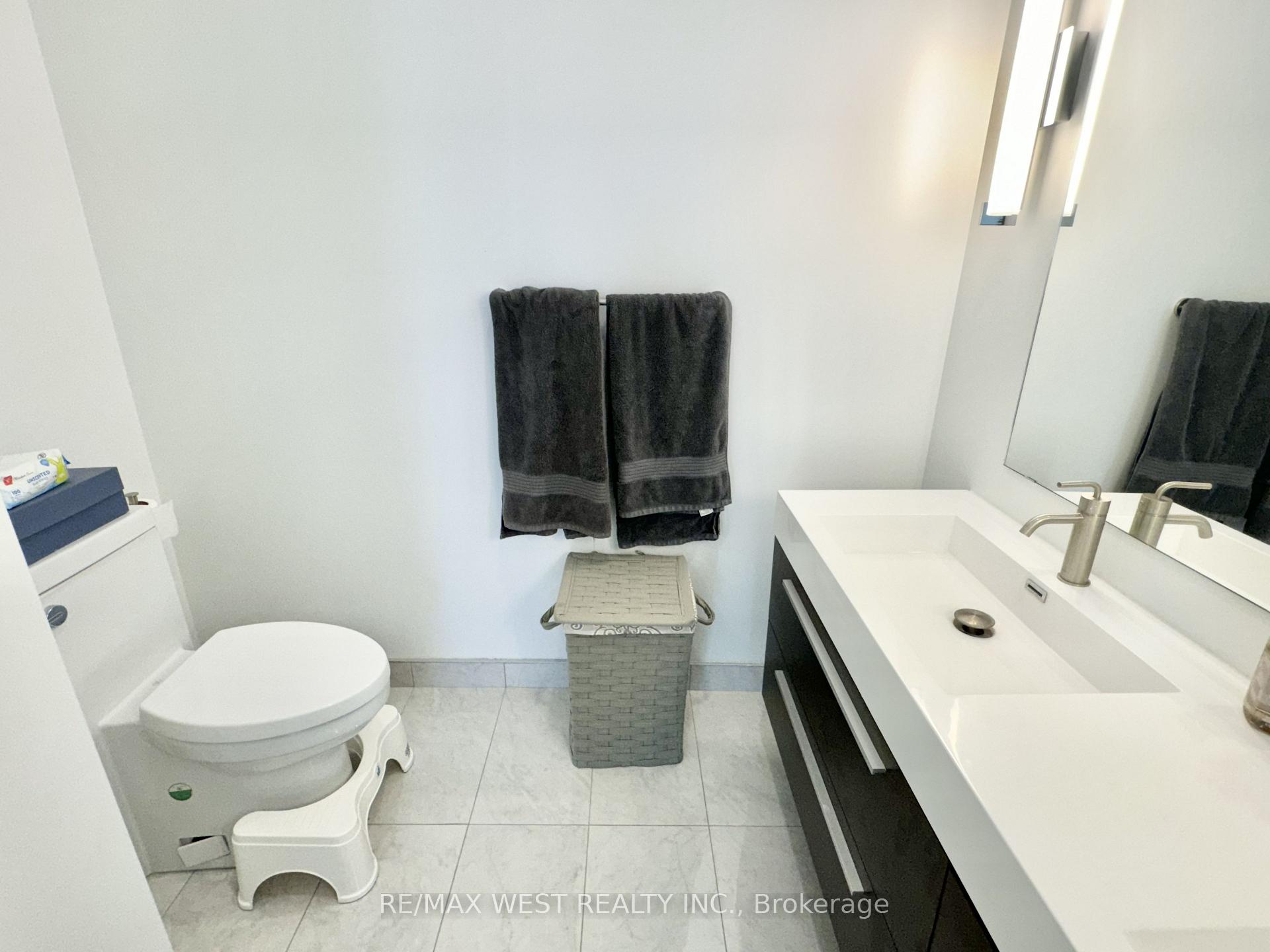 Photo 28 of Unit 4603, 39 Roehampton Avenue, Toronto, Mount Pleasant West — HOMEH