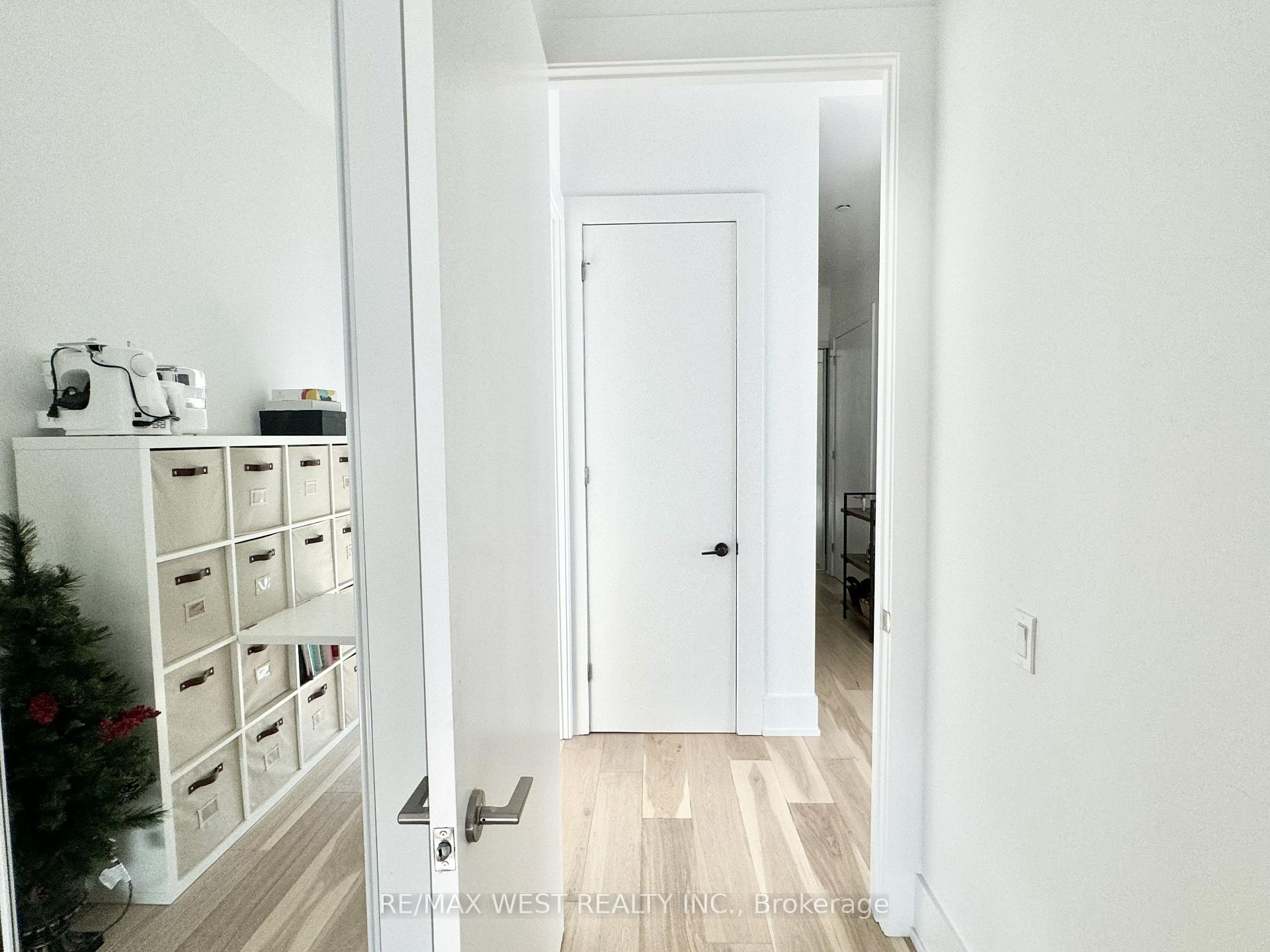 Photo 30 of Unit 4603, 39 Roehampton Avenue, Toronto, Mount Pleasant West — HOMEH