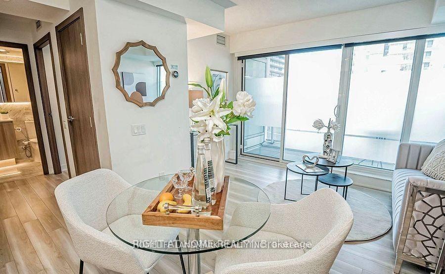 Photo 5 of Unit 605, 19 Bathurst Street, Toronto, Waterfront Communities — HOMEH