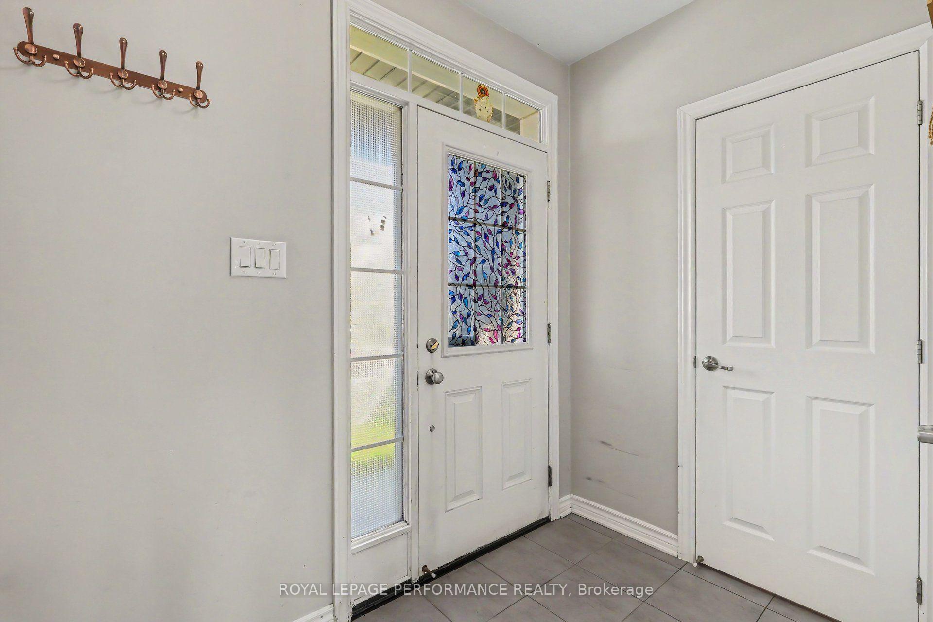 Photo 2 of 341 Willow Aster Circle, Ottawa, Avalon West — HOMEH