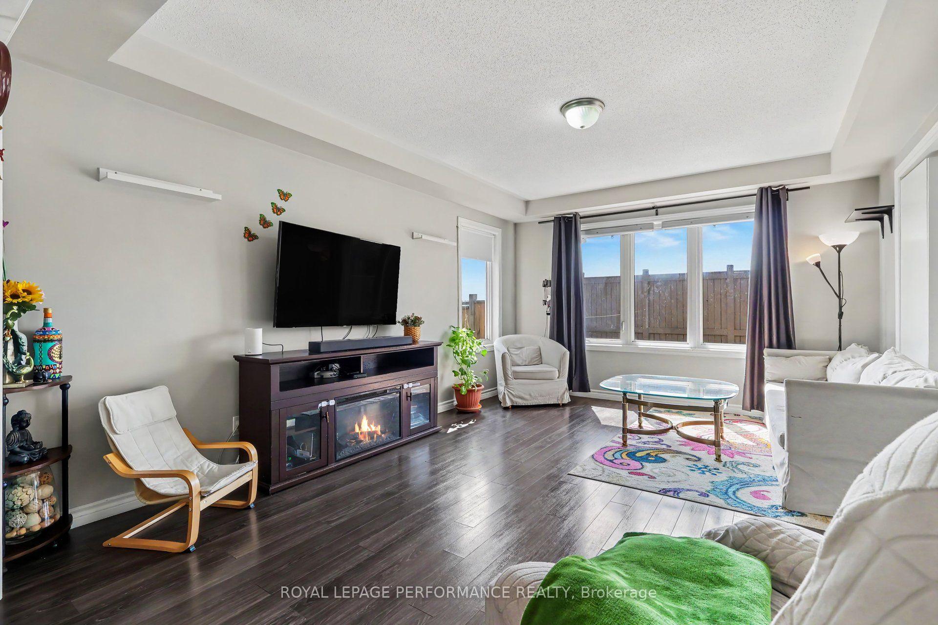Photo 6 of 341 Willow Aster Circle, Ottawa, Avalon West — HOMEH