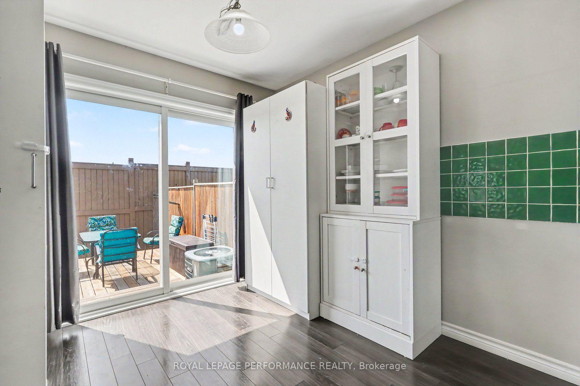 Photo 9 of 341 Willow Aster Circle, Ottawa, Avalon West — HOMEH