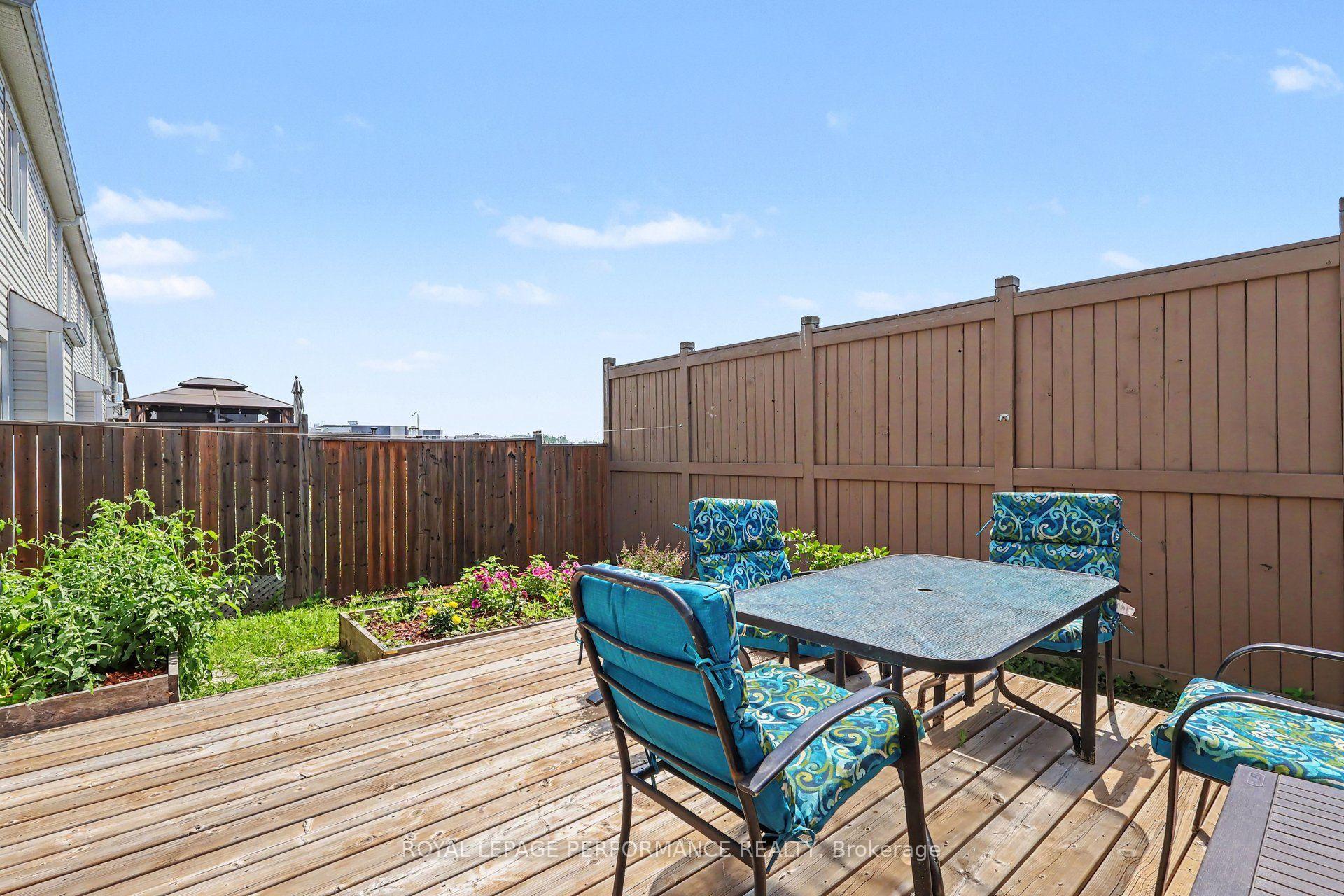 Photo 27 of 341 Willow Aster Circle, Ottawa, Avalon West — HOMEH