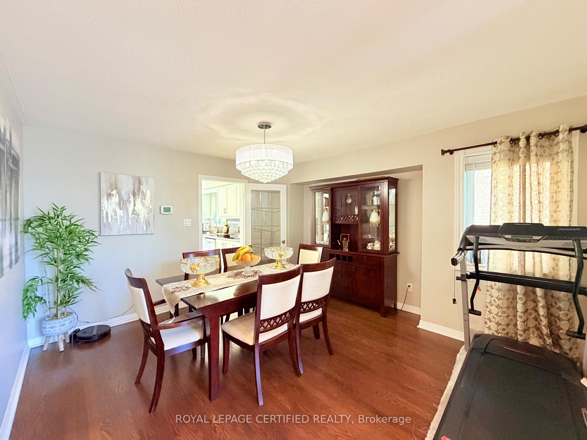 Photo 7 of 43 Boulding Avenue, Hamilton, Waterdown — HOMEH